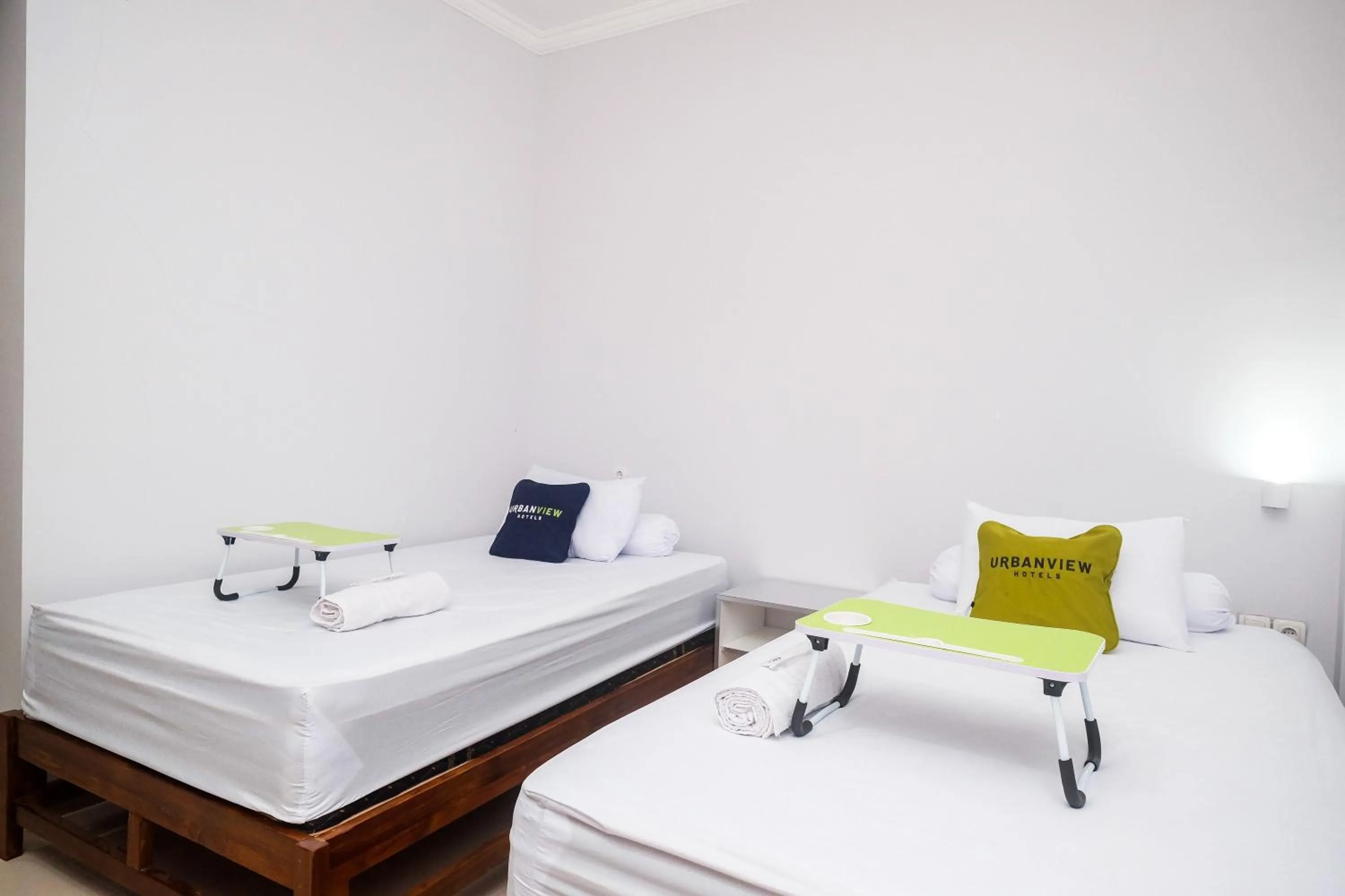 Bed in Urbanview Syariah Loji Arum Stasiun Klaten by RedDoorz