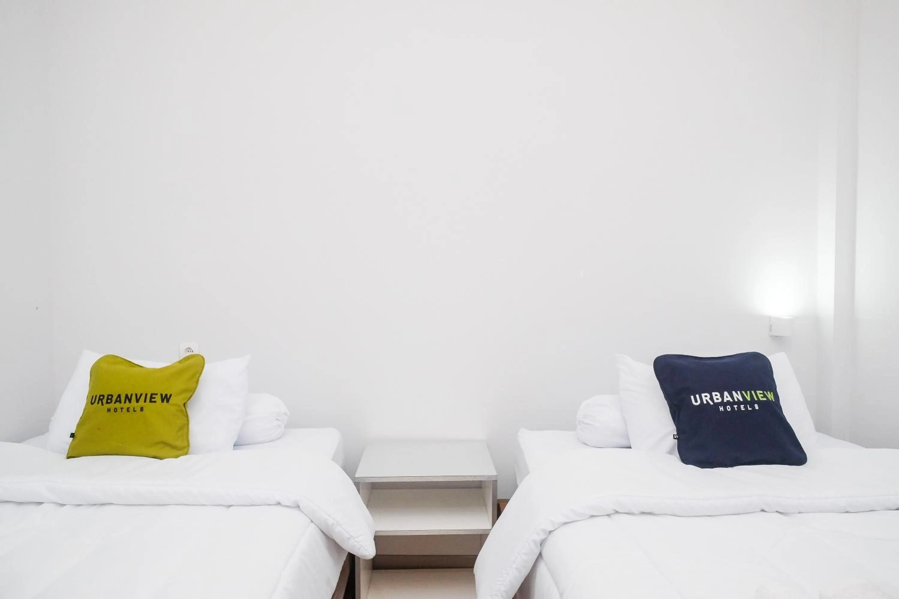 Bed in Urbanview Syariah Loji Arum Stasiun Klaten by RedDoorz