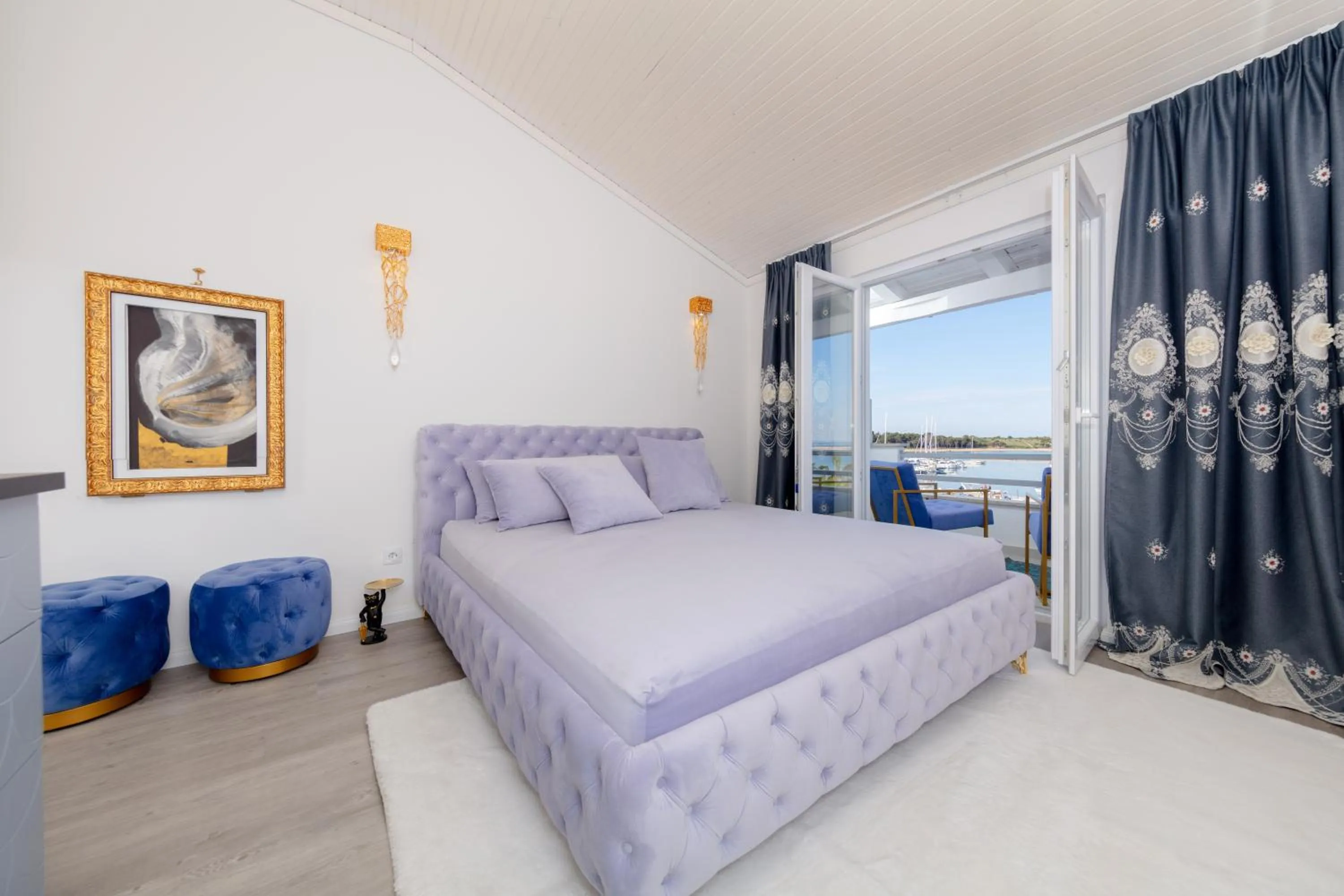 View (from property/room), Bed in Boutique Residence Sundays