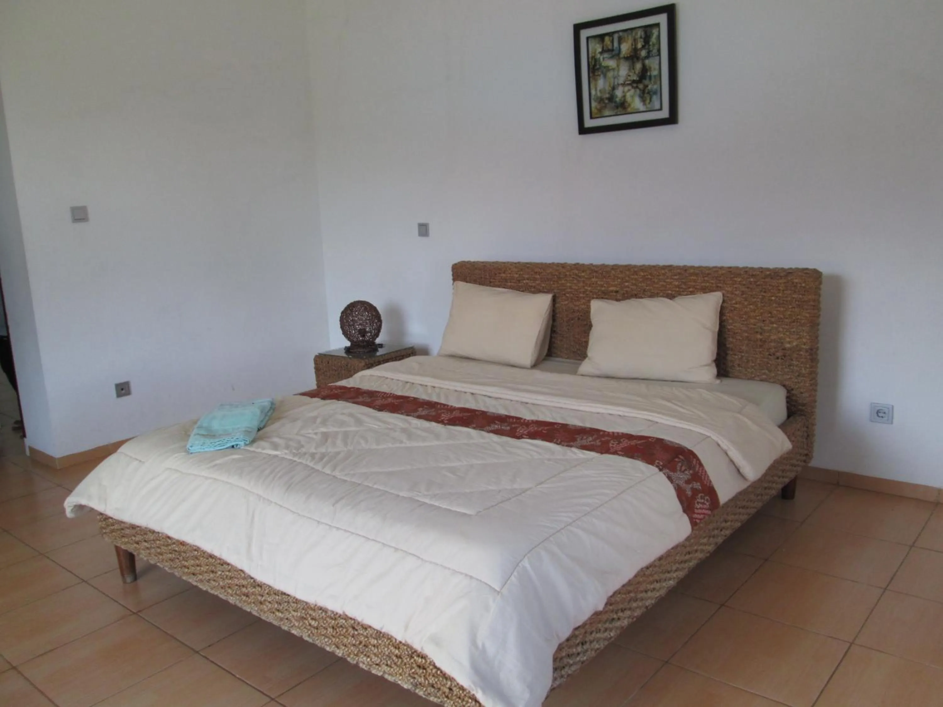 Bed in Osmond Villa Resort