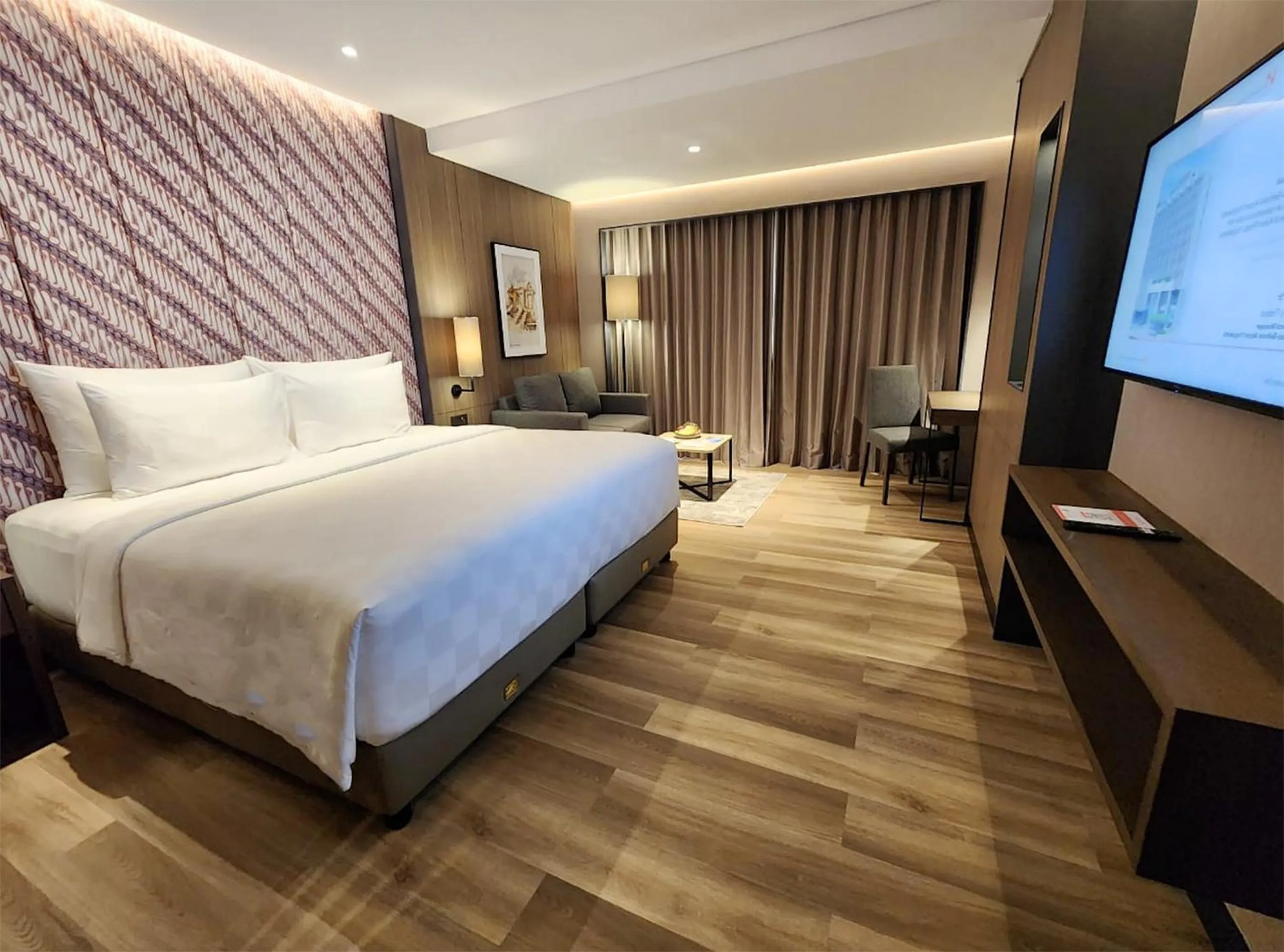 Bed in Swiss-Belhotel Airport Yogyakarta