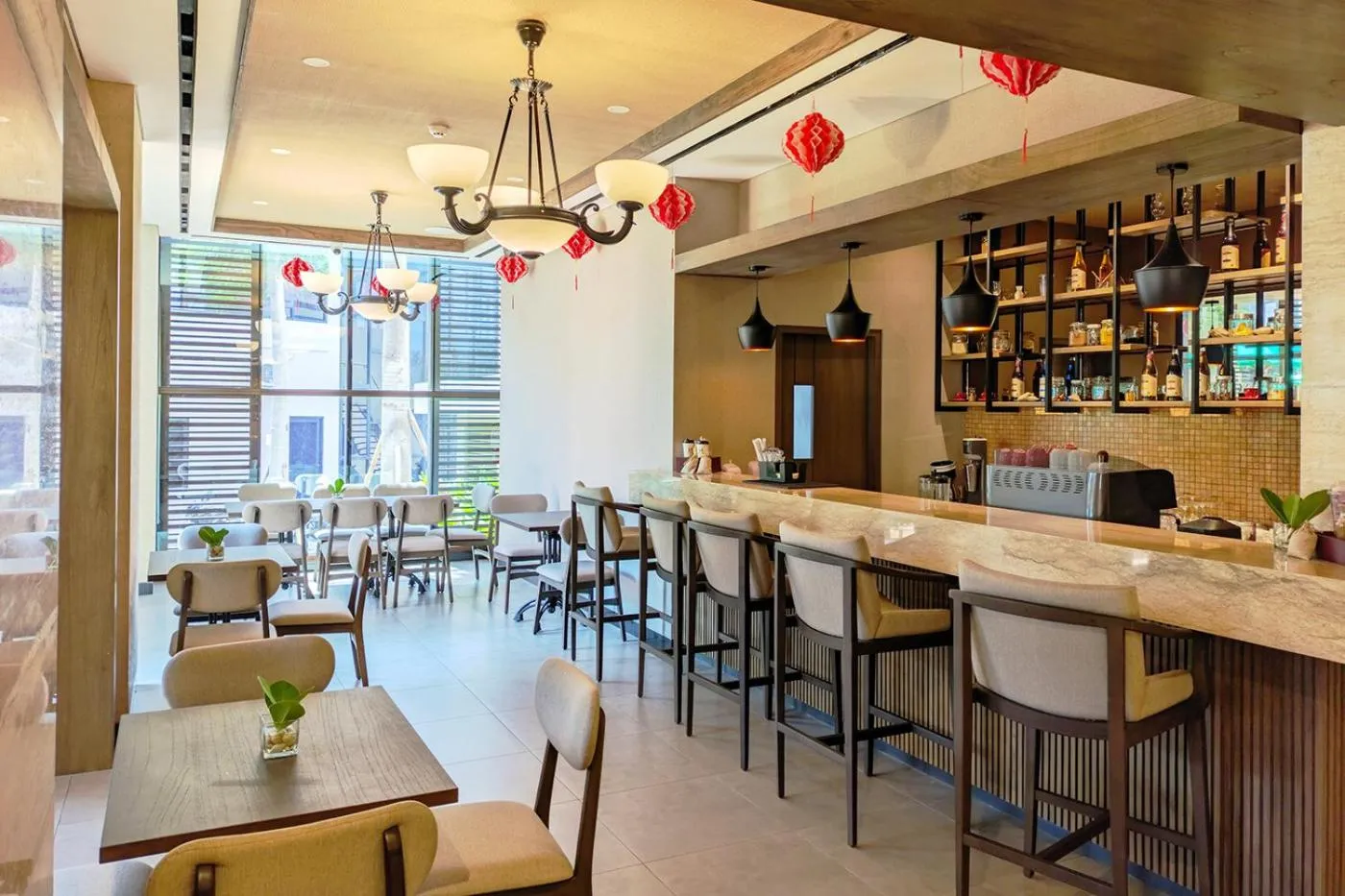 Lounge or bar in Swiss-Belhotel Airport Yogyakarta