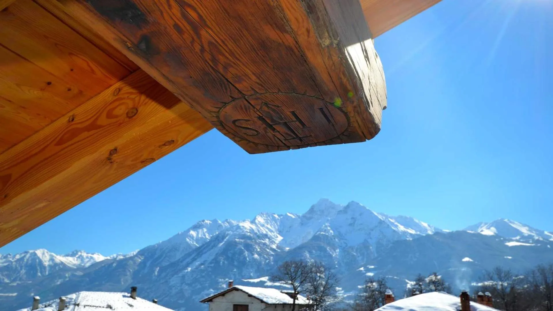 Natural landscape in Maison Du-Noyer Chambres et Tables d'Hotes
