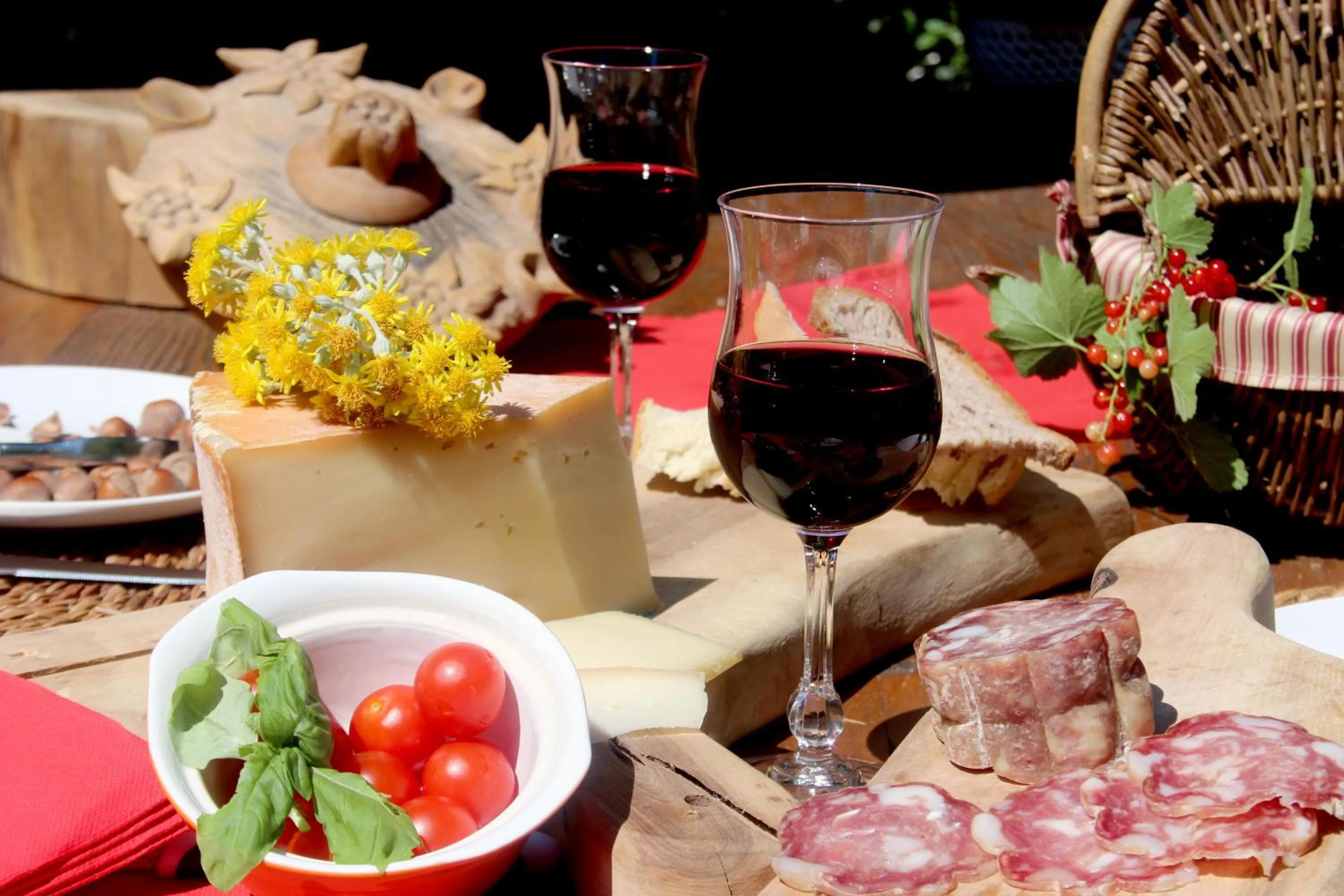 Food close-up in Maison Du-Noyer Chambres et Tables d'Hotes