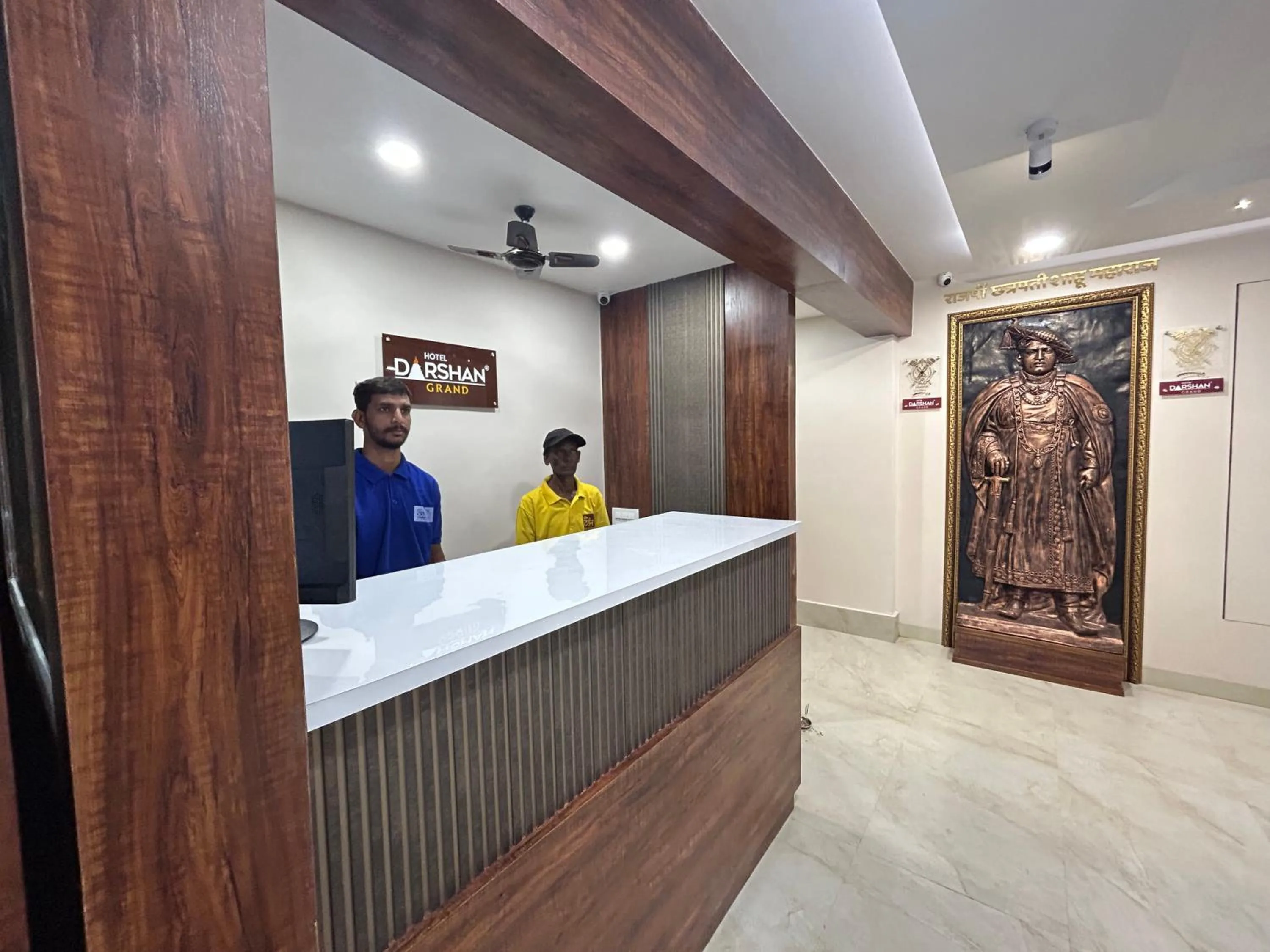 Lobby or reception in Hotel Darshan Grand