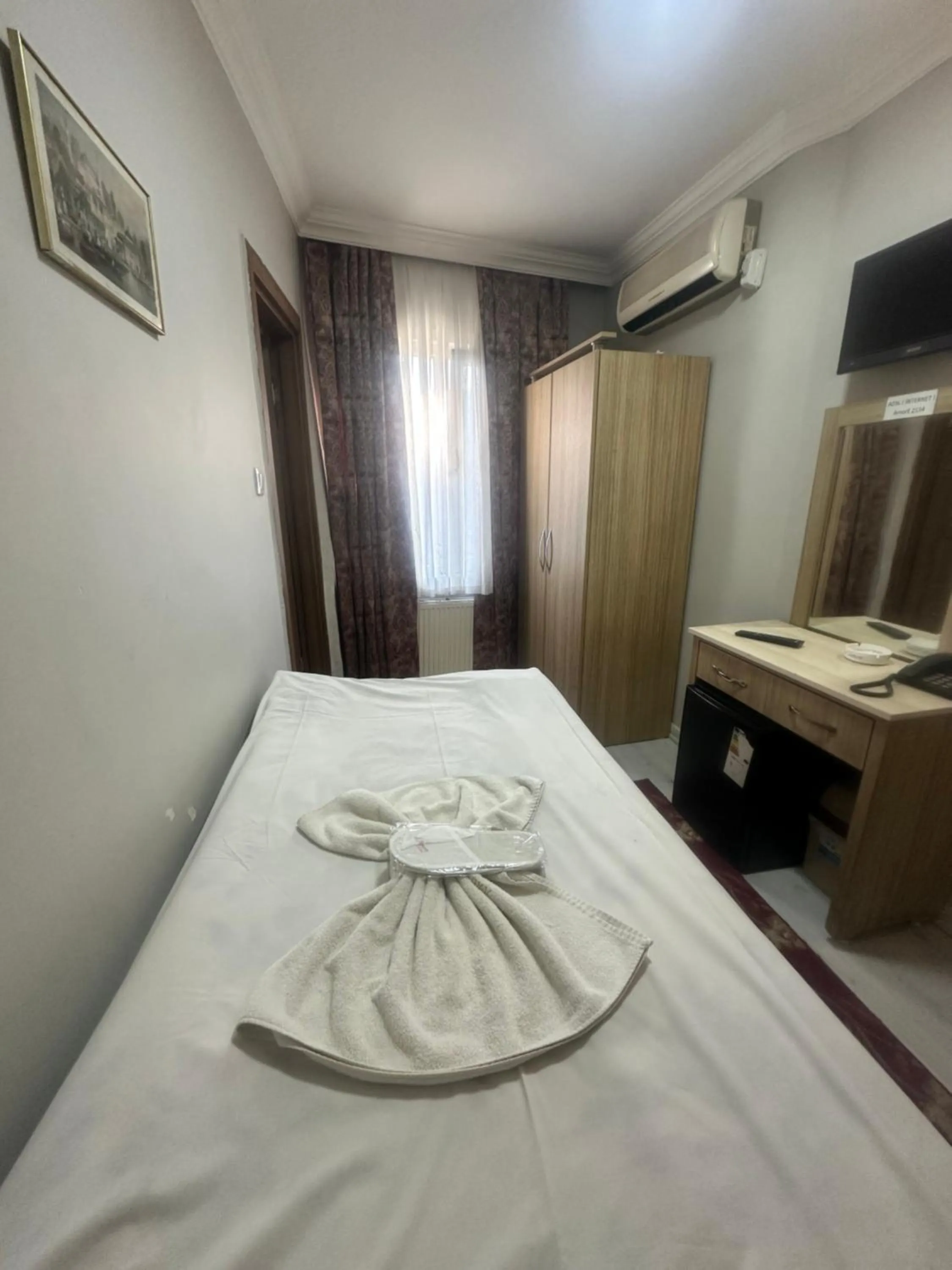 Bedroom, Bed in Amore Hotel Istanbul