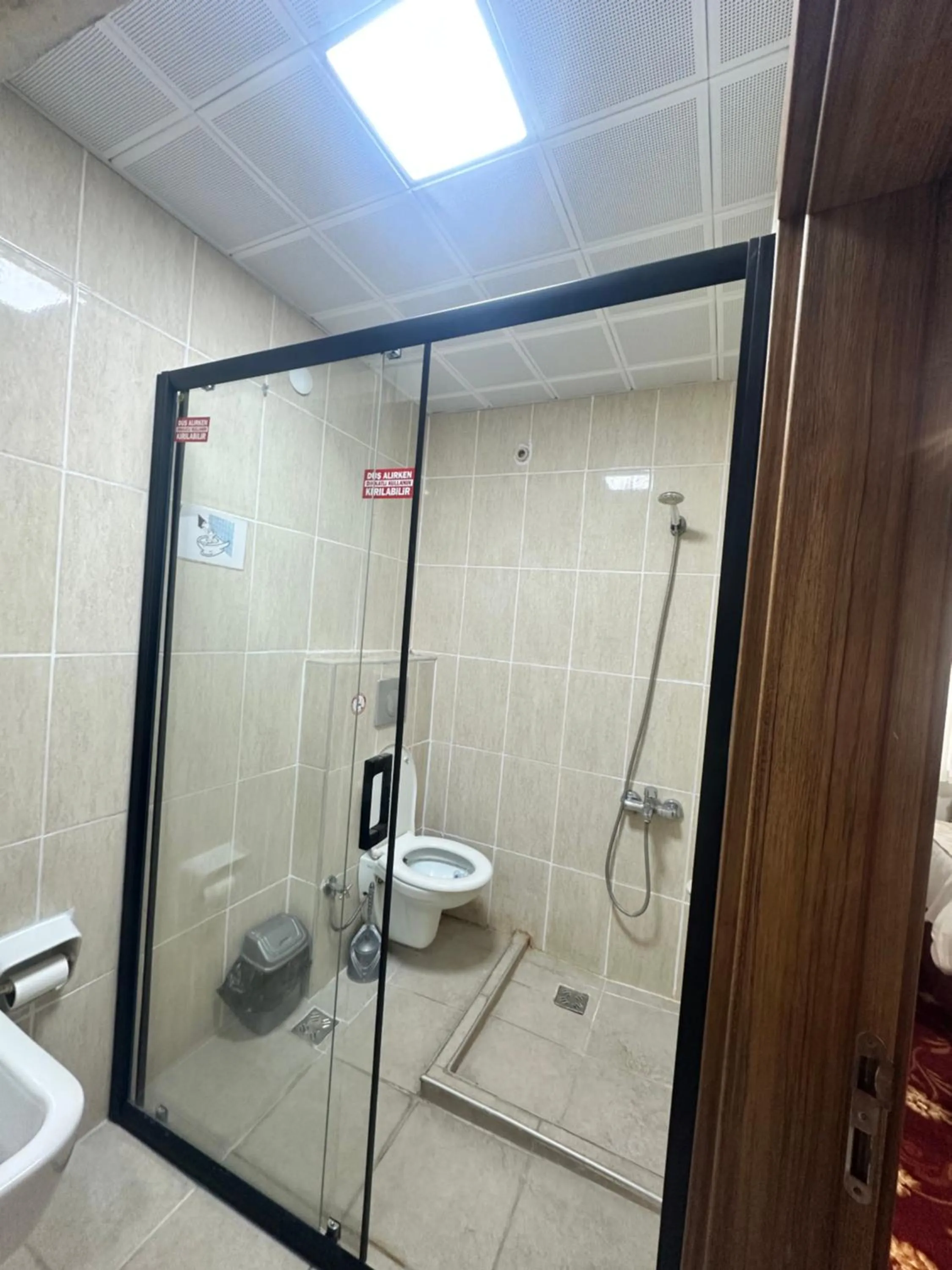 Shower in Amore Hotel Istanbul