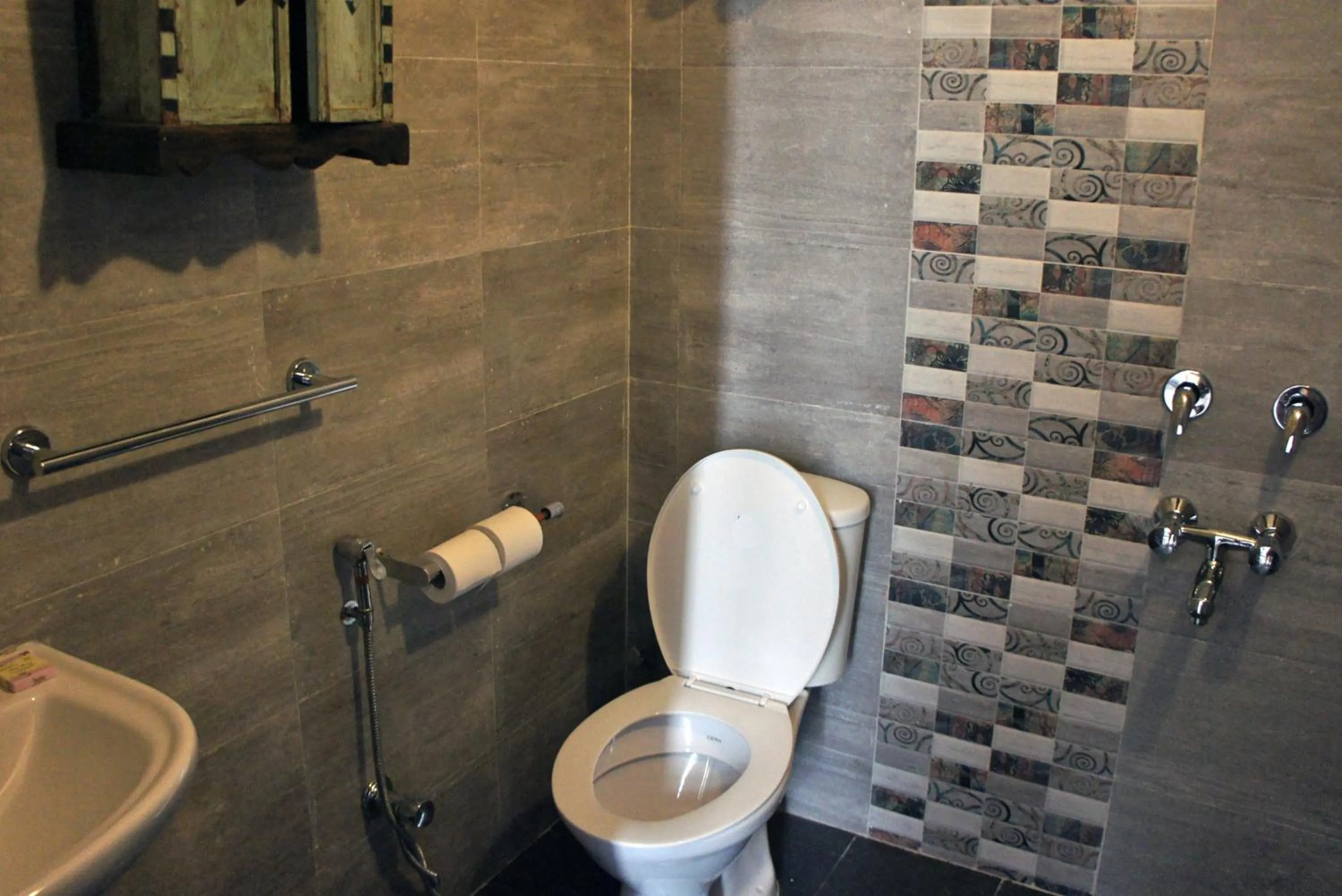 Bathroom in Bed & Chai Guesthouse