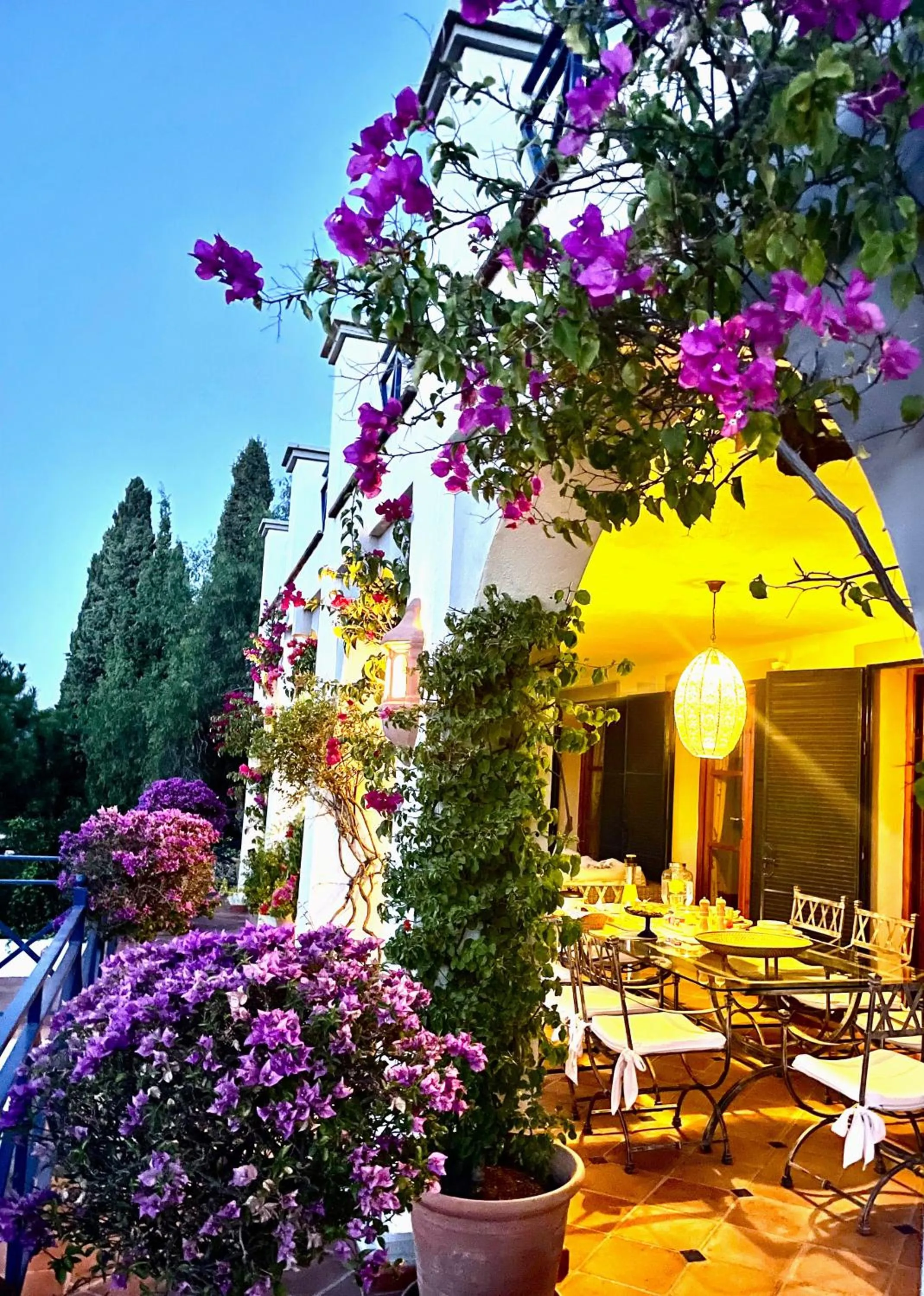 Lounge or bar in Boutique Hotel Maravilla - Marbella