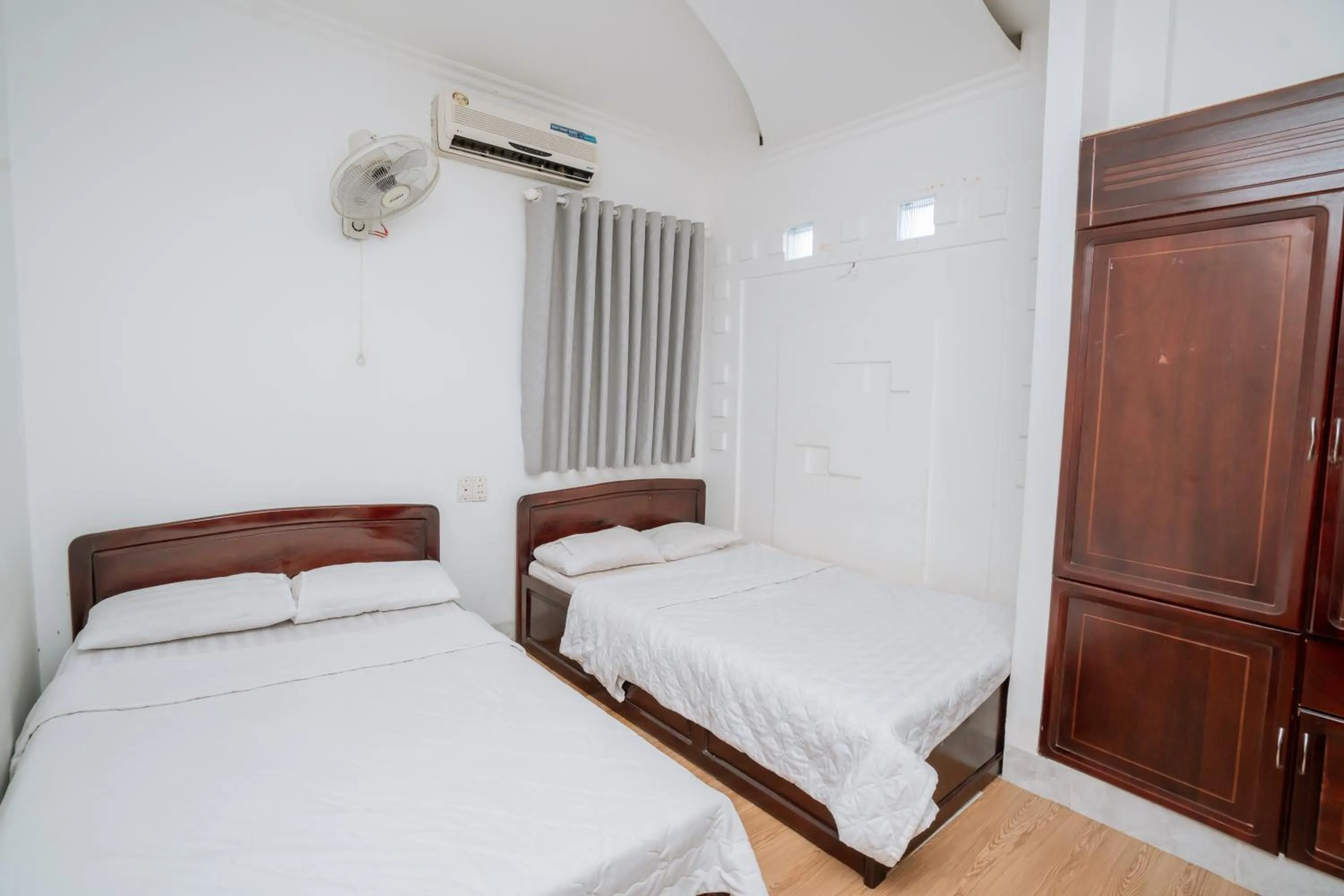Bedroom, Bed in Triệu Vũ Hotel & Apartment