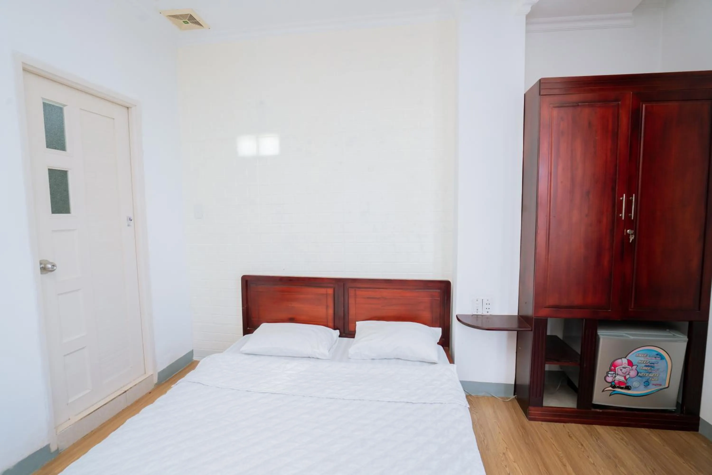 Bedroom, Bed in Triệu Vũ Hotel & Apartment