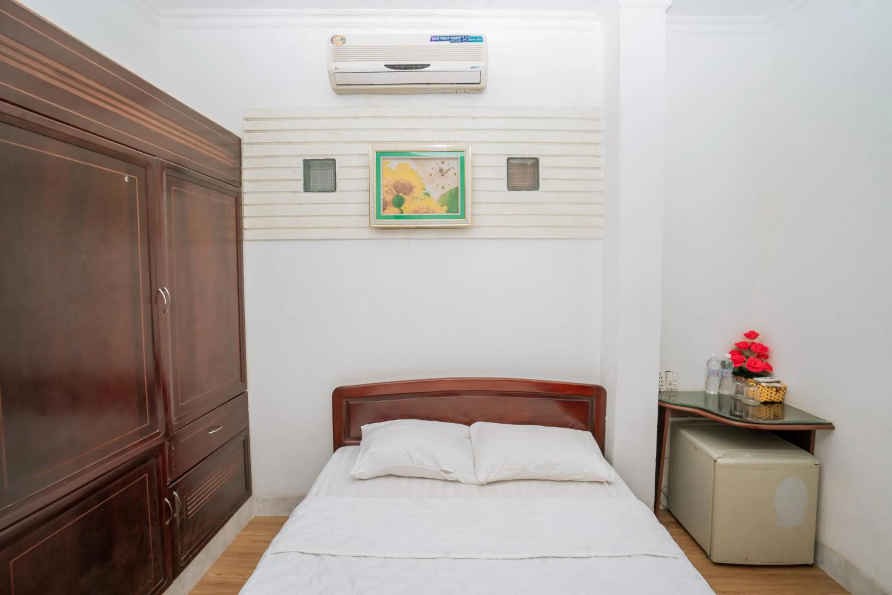 Bedroom, Bed in Triệu Vũ Hotel & Apartment