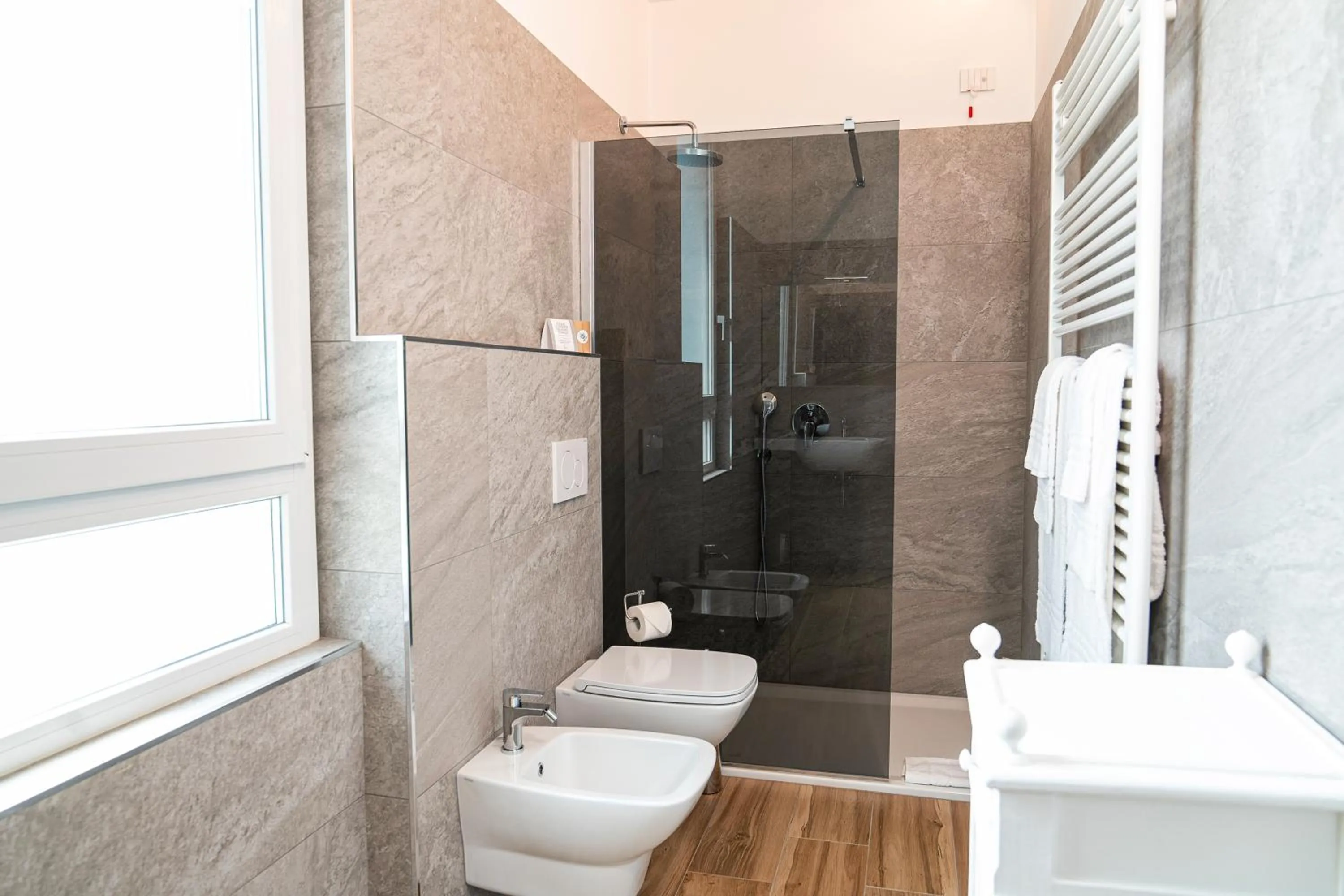 Shower in Villa Tosati