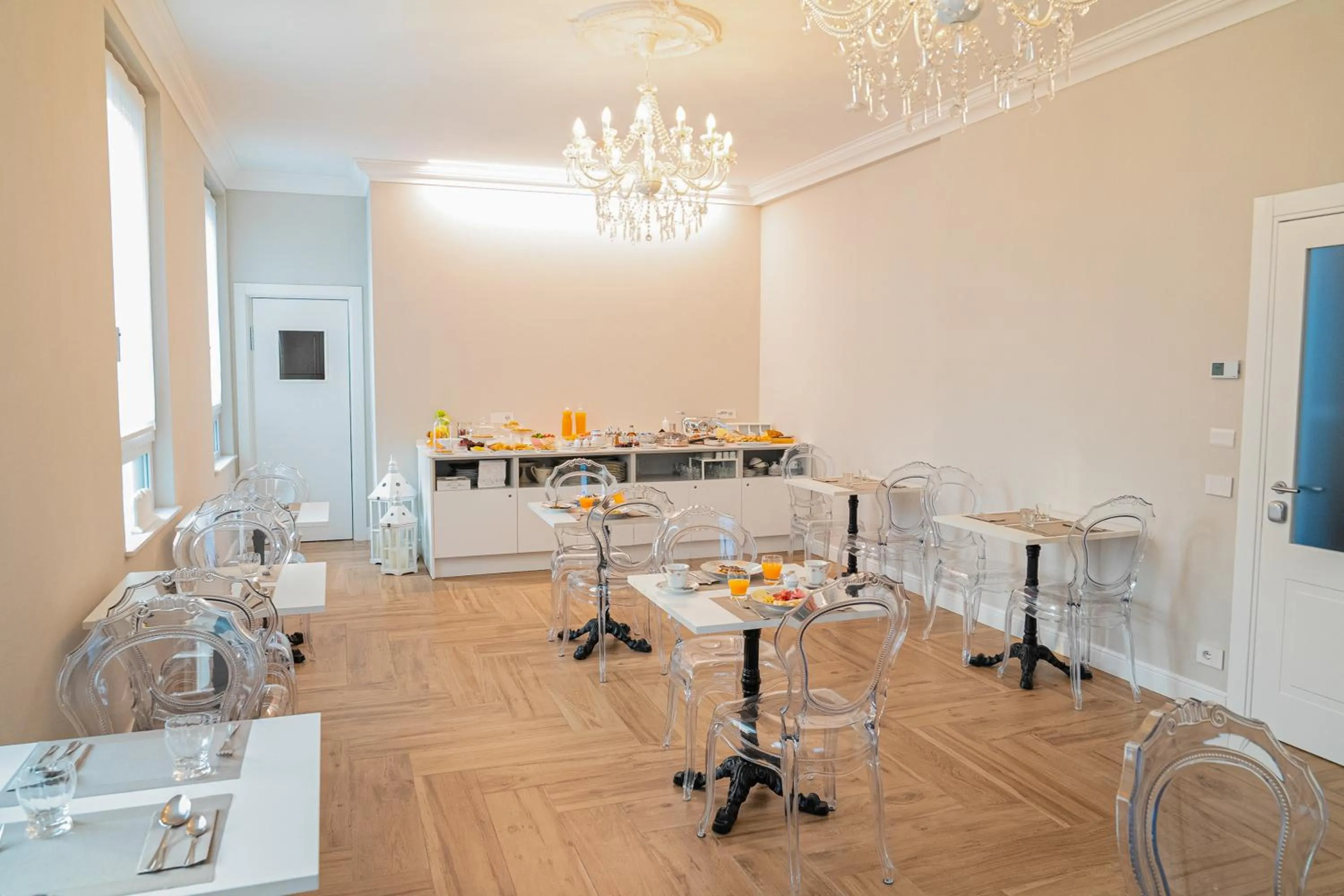 Breakfast in Villa Tosati