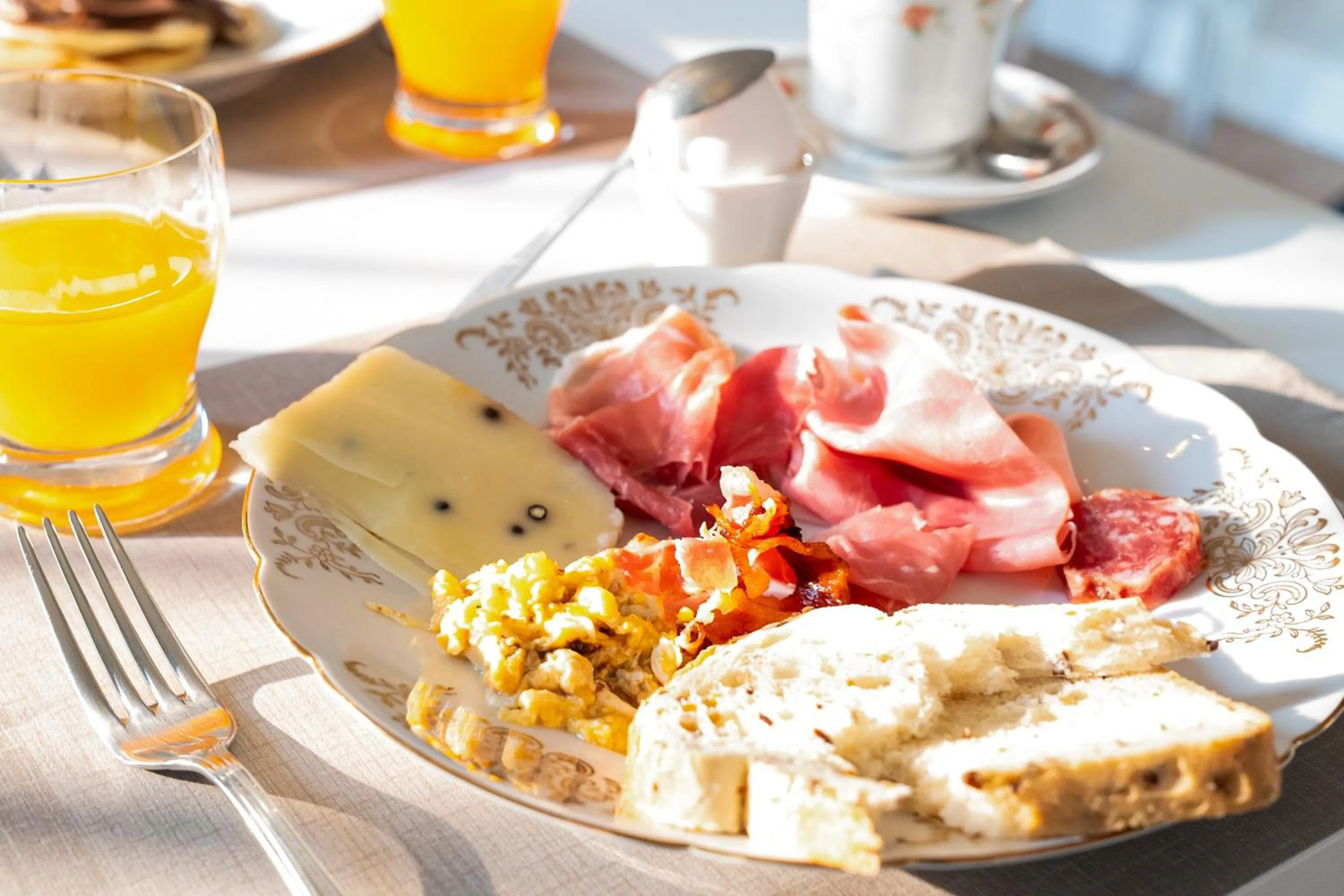 Food and drinks in Villa Tosati