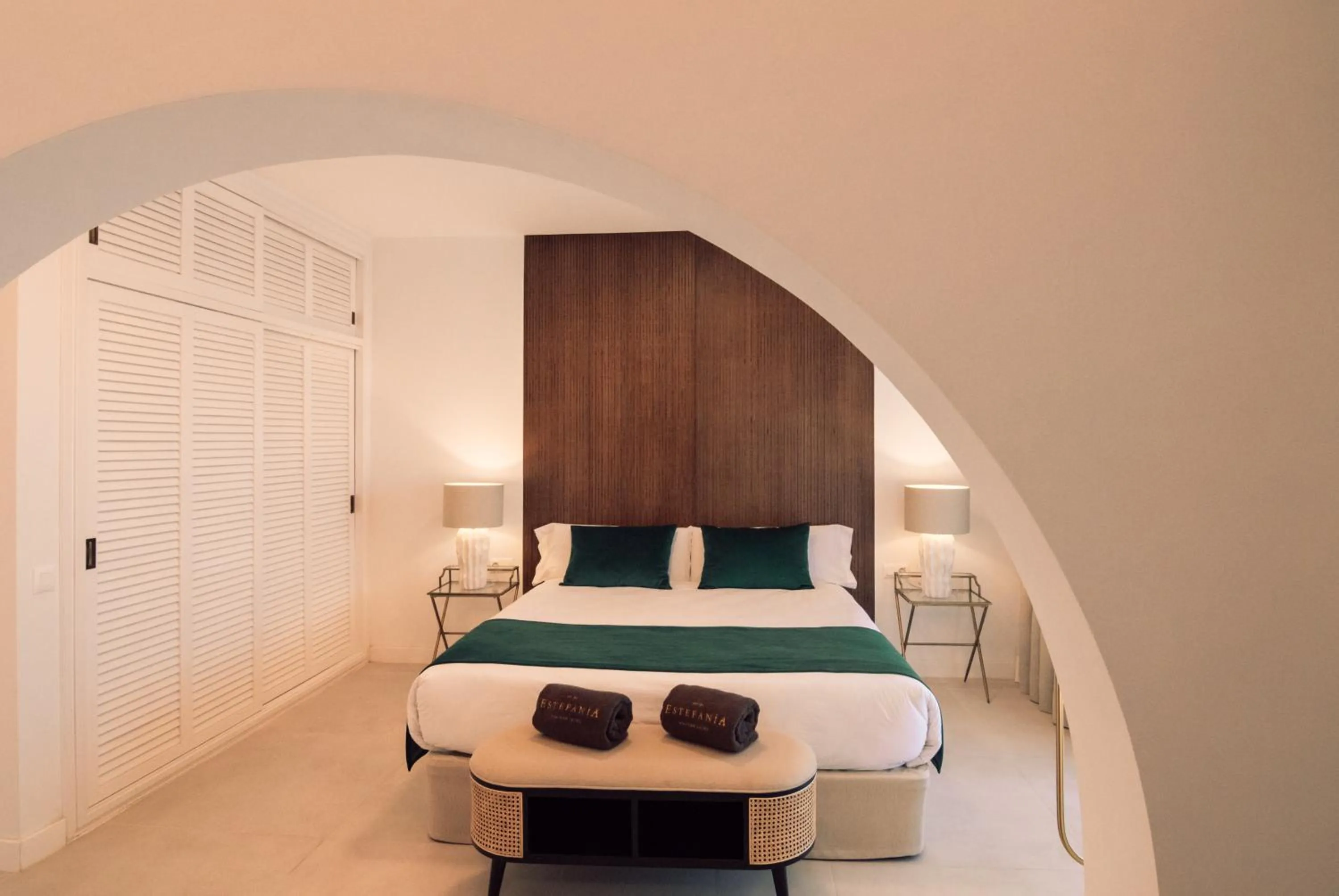 Bed in Hotel Estefania Boutique Suites