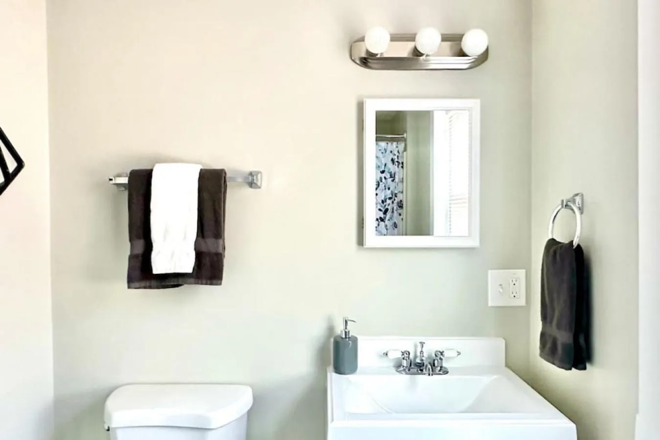 Bathroom in 3 beds in Gorham direct trail access