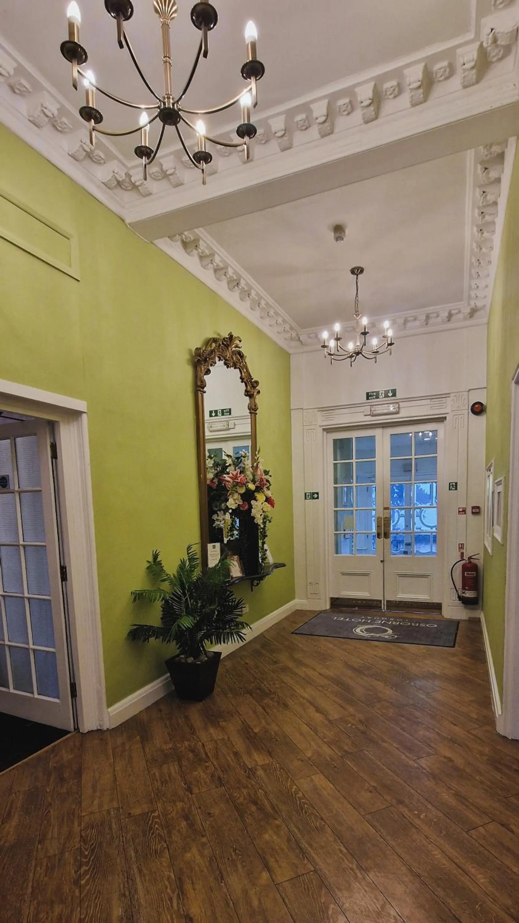 Facade/entrance in The Osborne Hotel