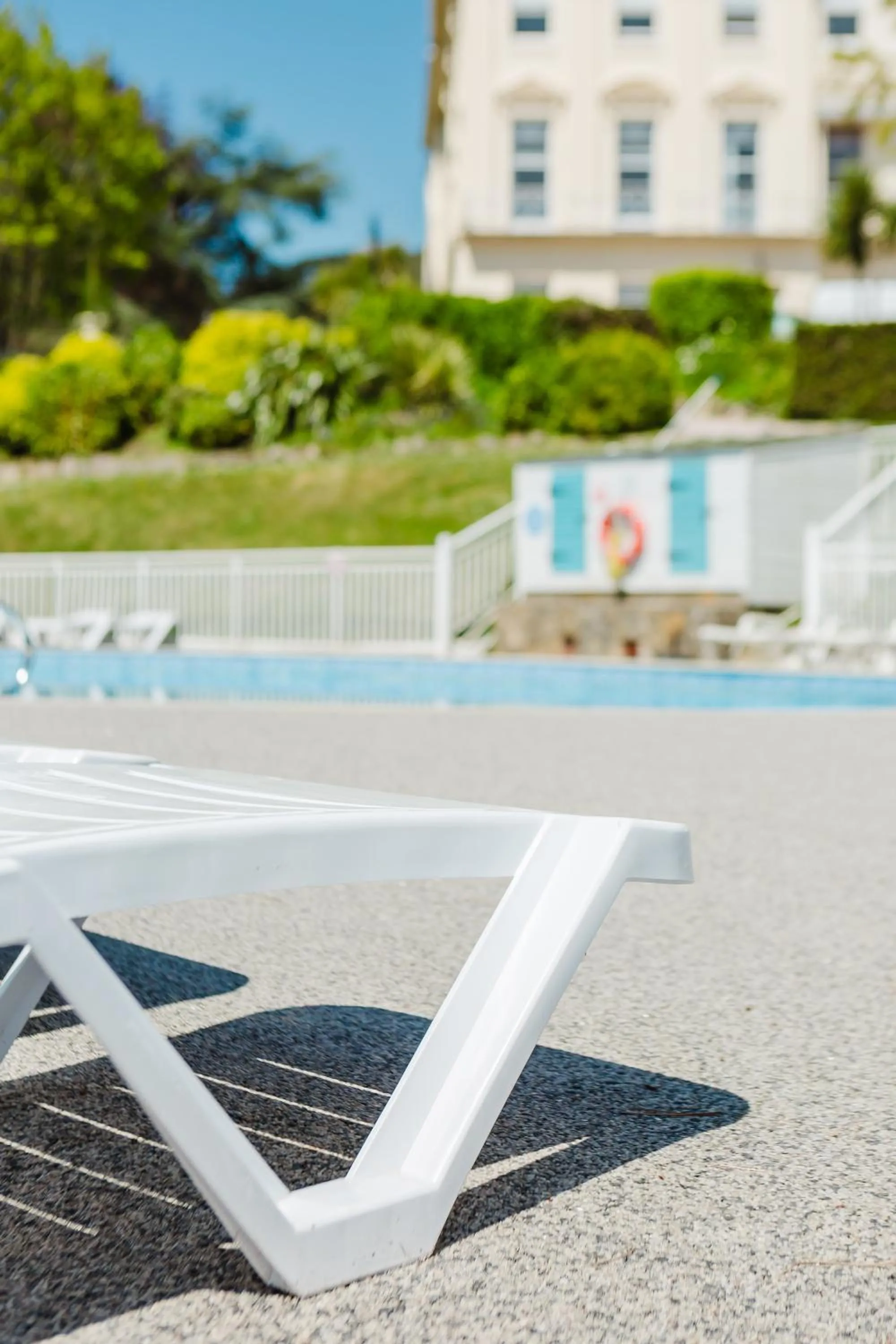 Swimming pool in The Osborne Hotel