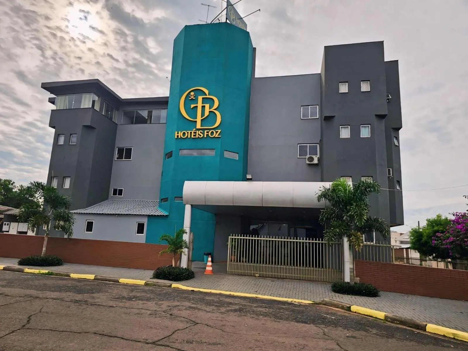 Property building in GB Hotéis Foz