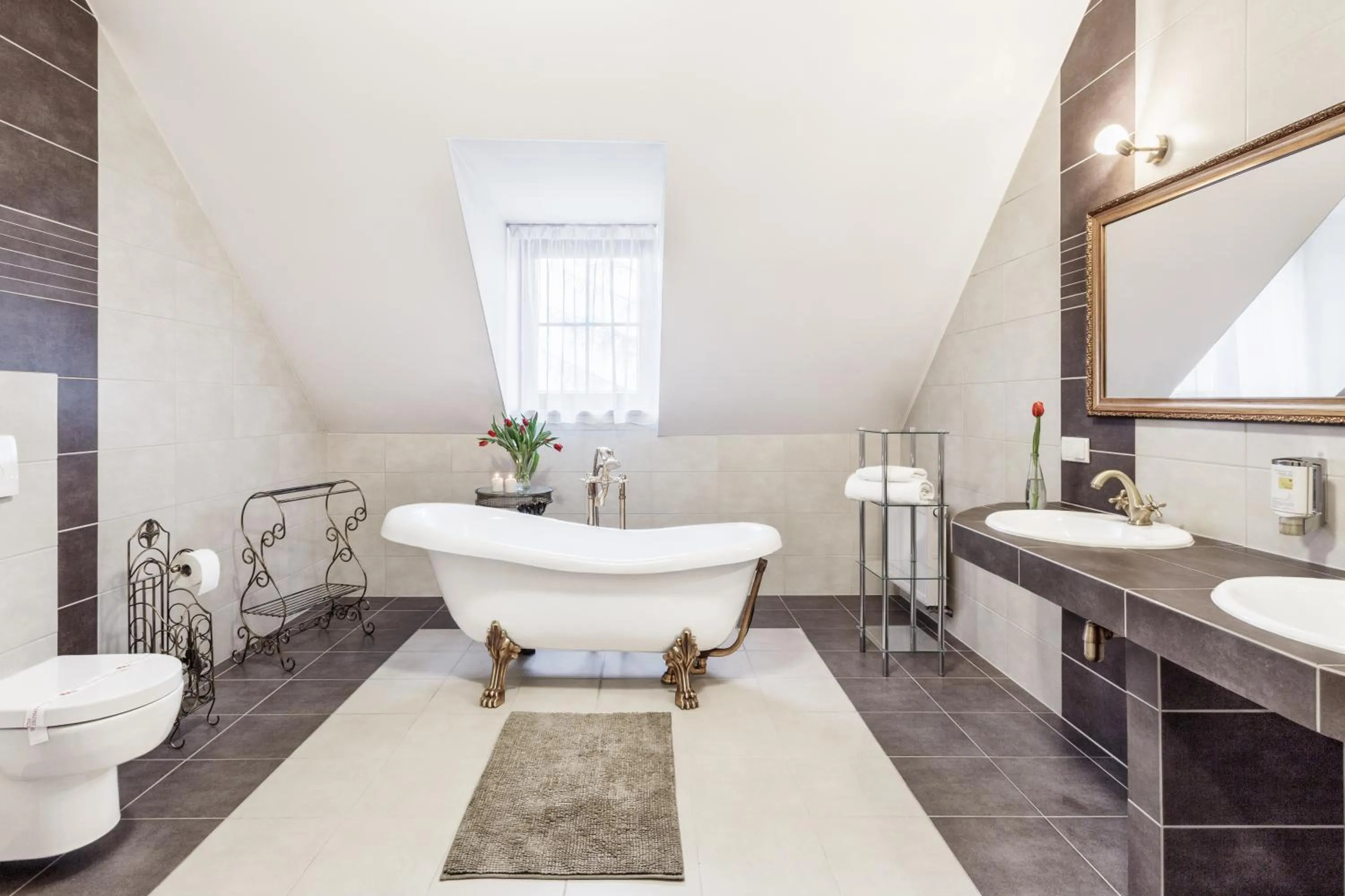 Bathroom in Hotel Modrzewiowy Dwór