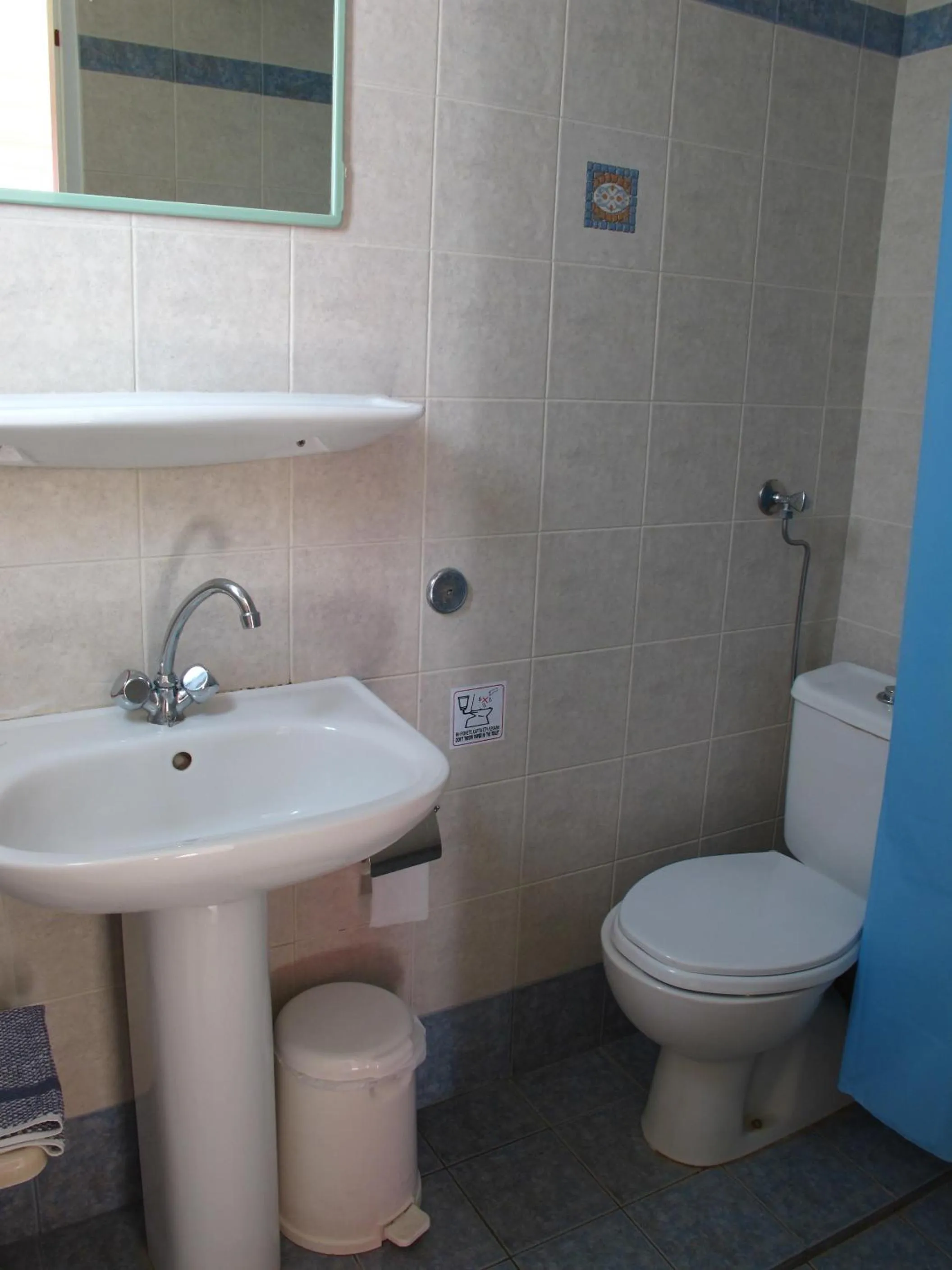 Bathroom in Viva Margarita