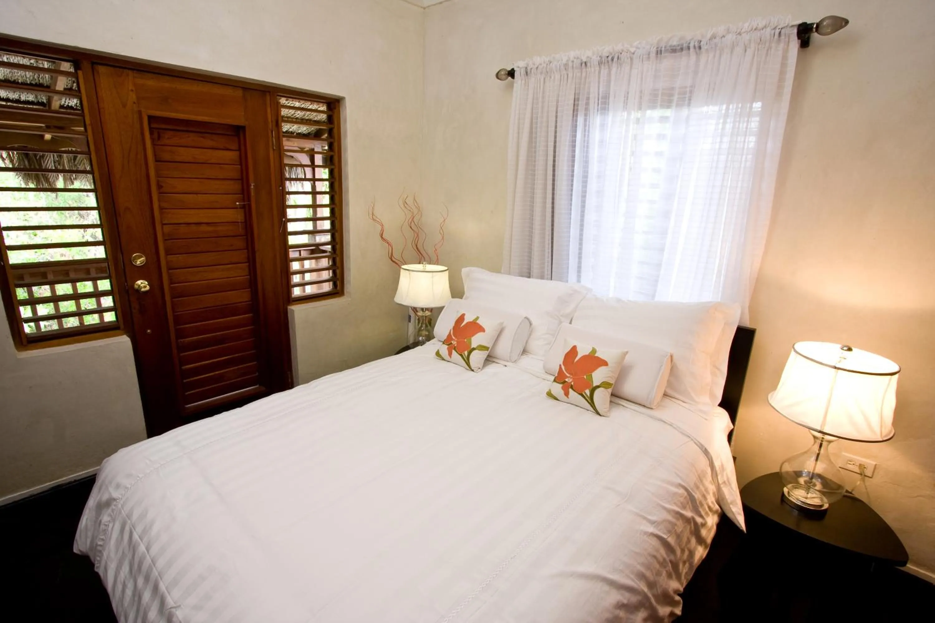 Bed in Villas Sur Mer