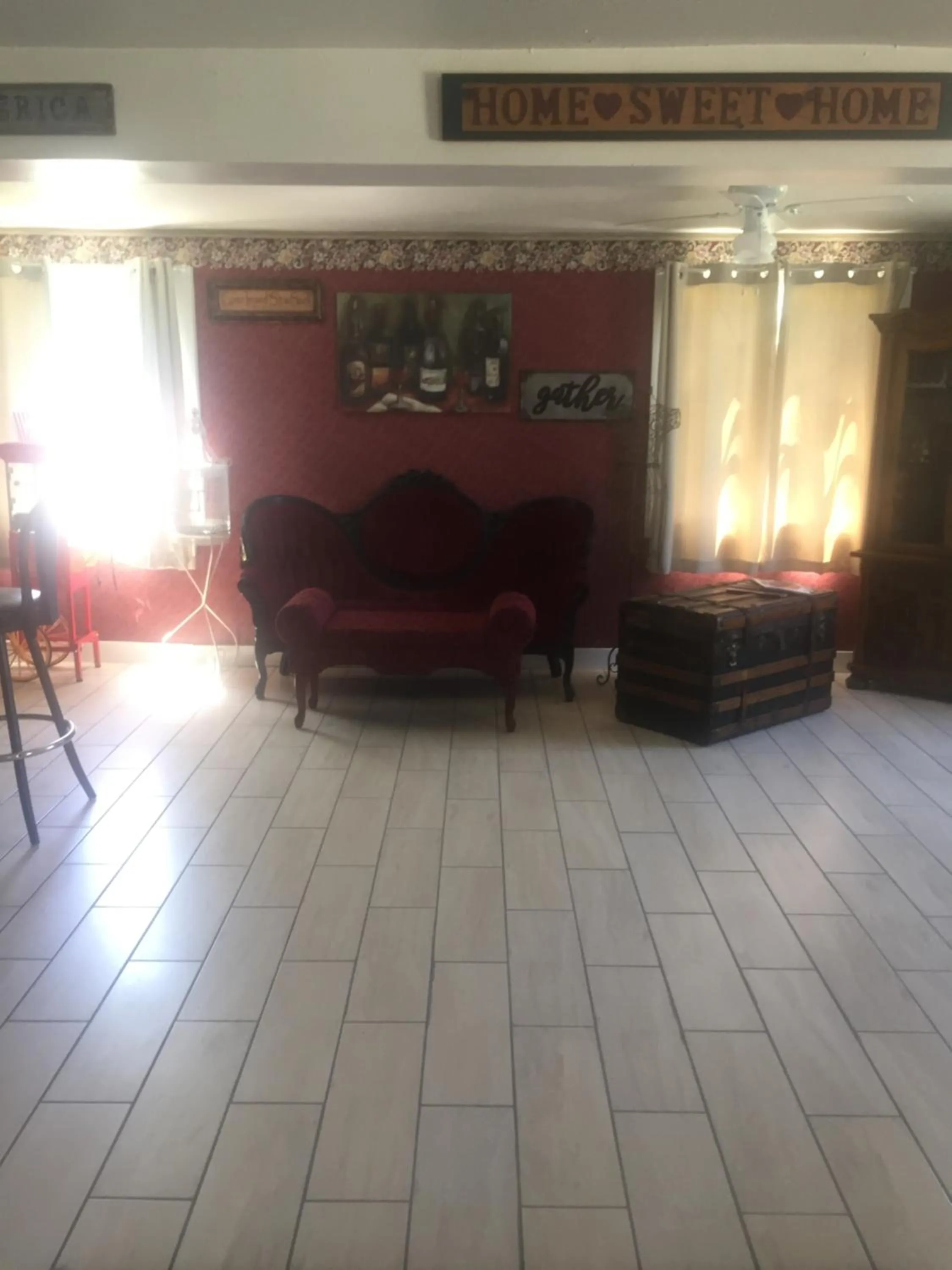 Lobby or reception in Foster Lake Inn