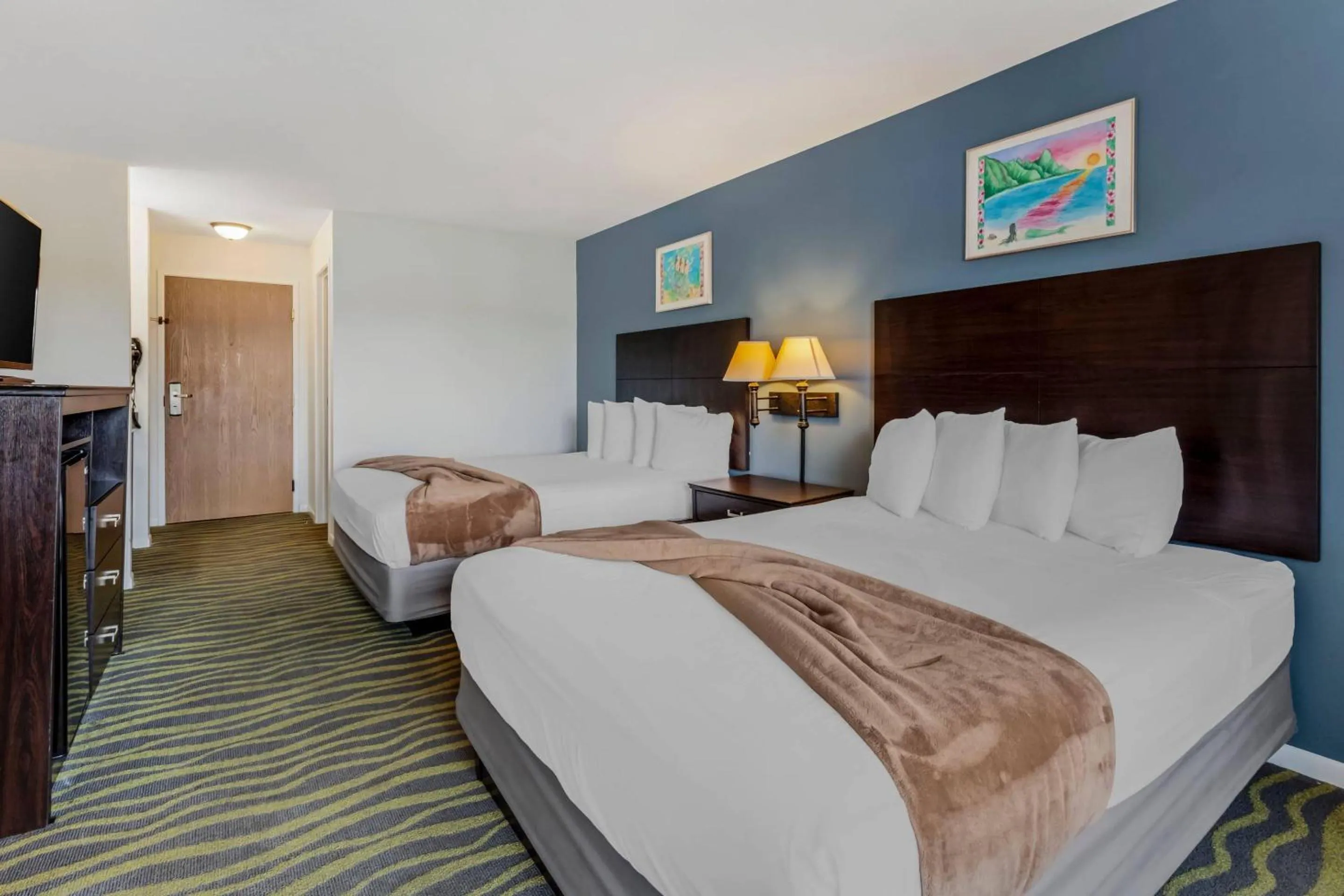 Bedroom in Atlantis Family Waterpark Hotel, an Ascend Collection Hotel