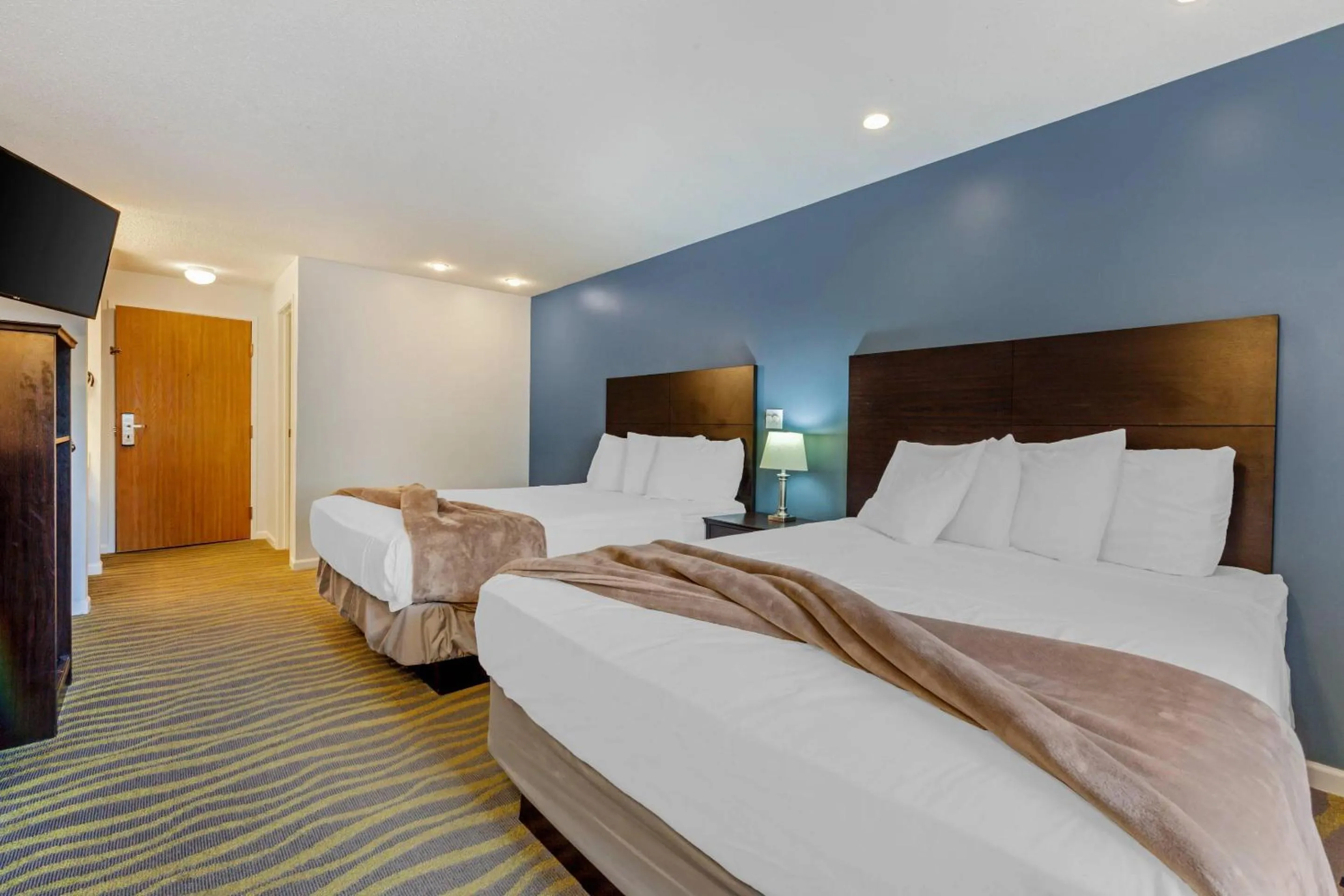 Bedroom in Atlantis Family Waterpark Hotel, an Ascend Collection Hotel