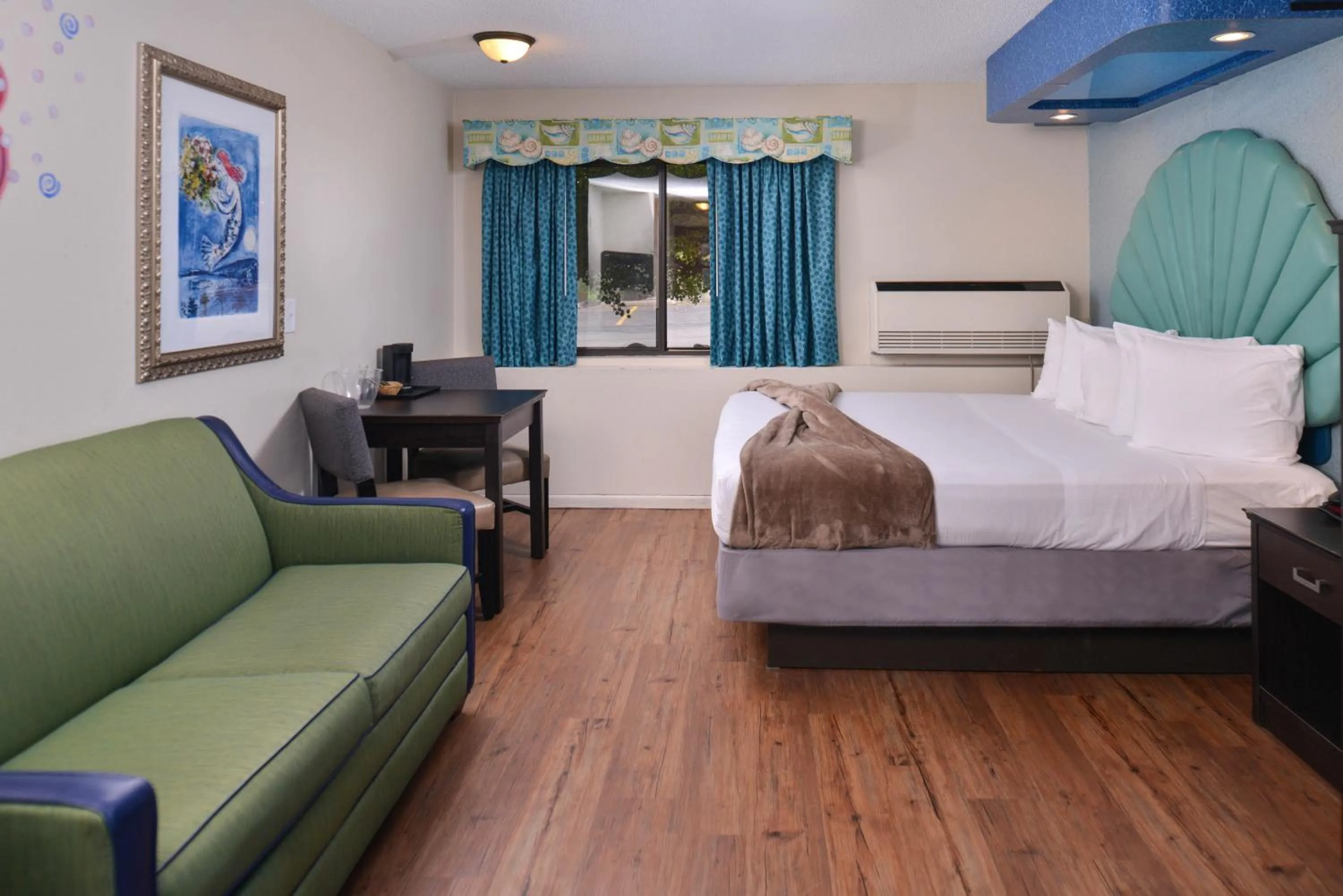 Seating area in Atlantis Family Waterpark Hotel, an Ascend Collection Hotel