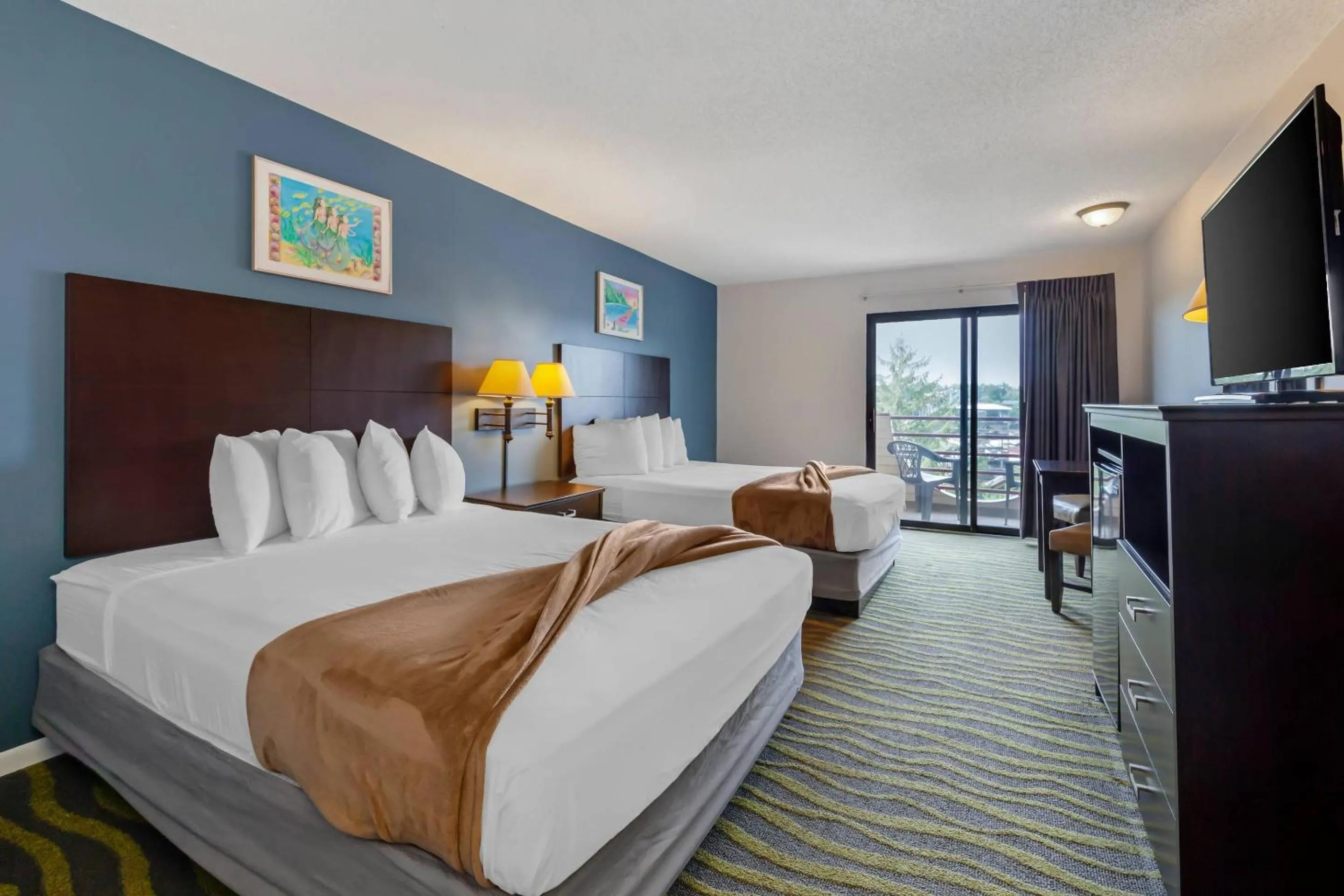 Bedroom in Atlantis Family Waterpark Hotel, an Ascend Collection Hotel