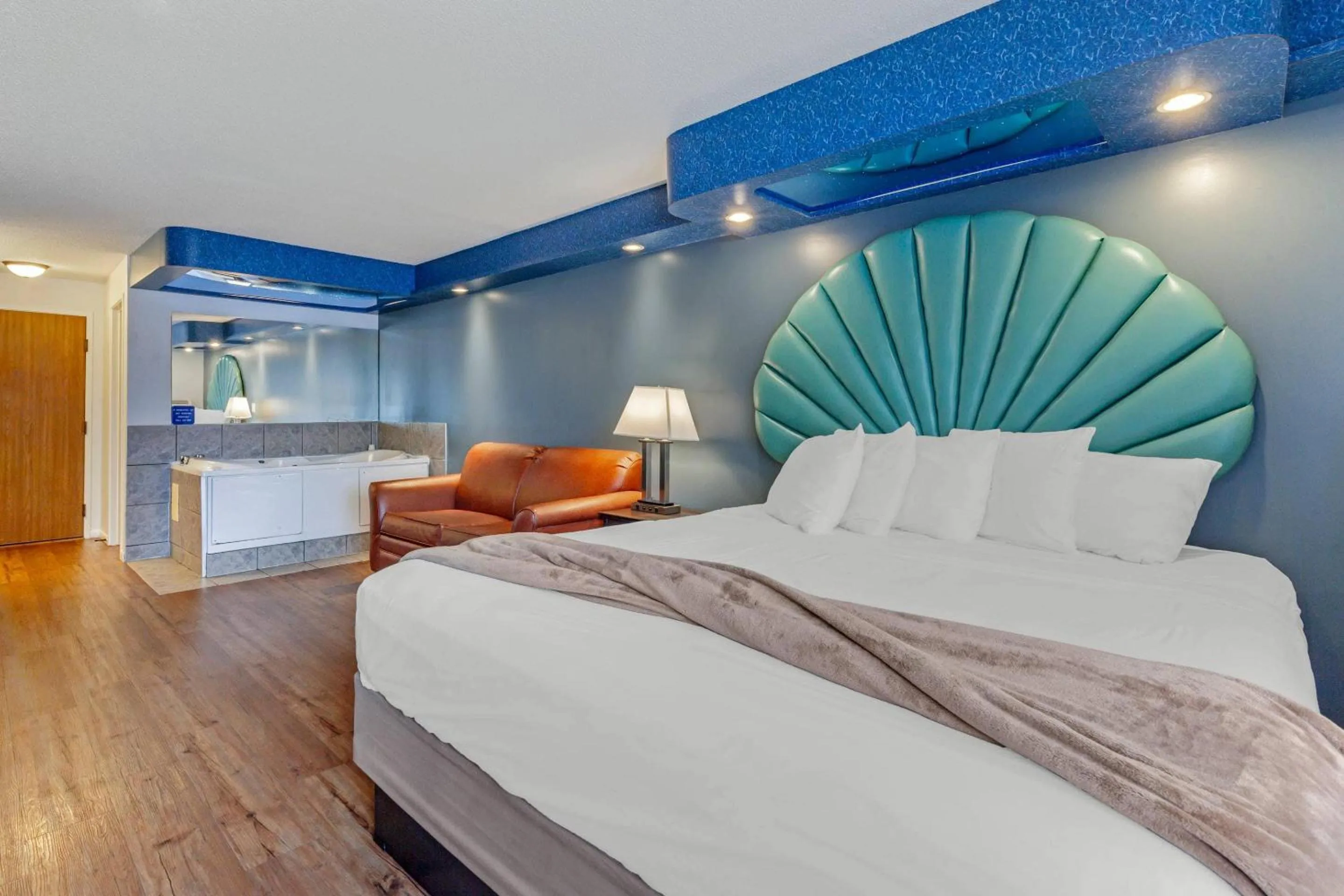 Bedroom in Atlantis Family Waterpark Hotel, an Ascend Collection Hotel