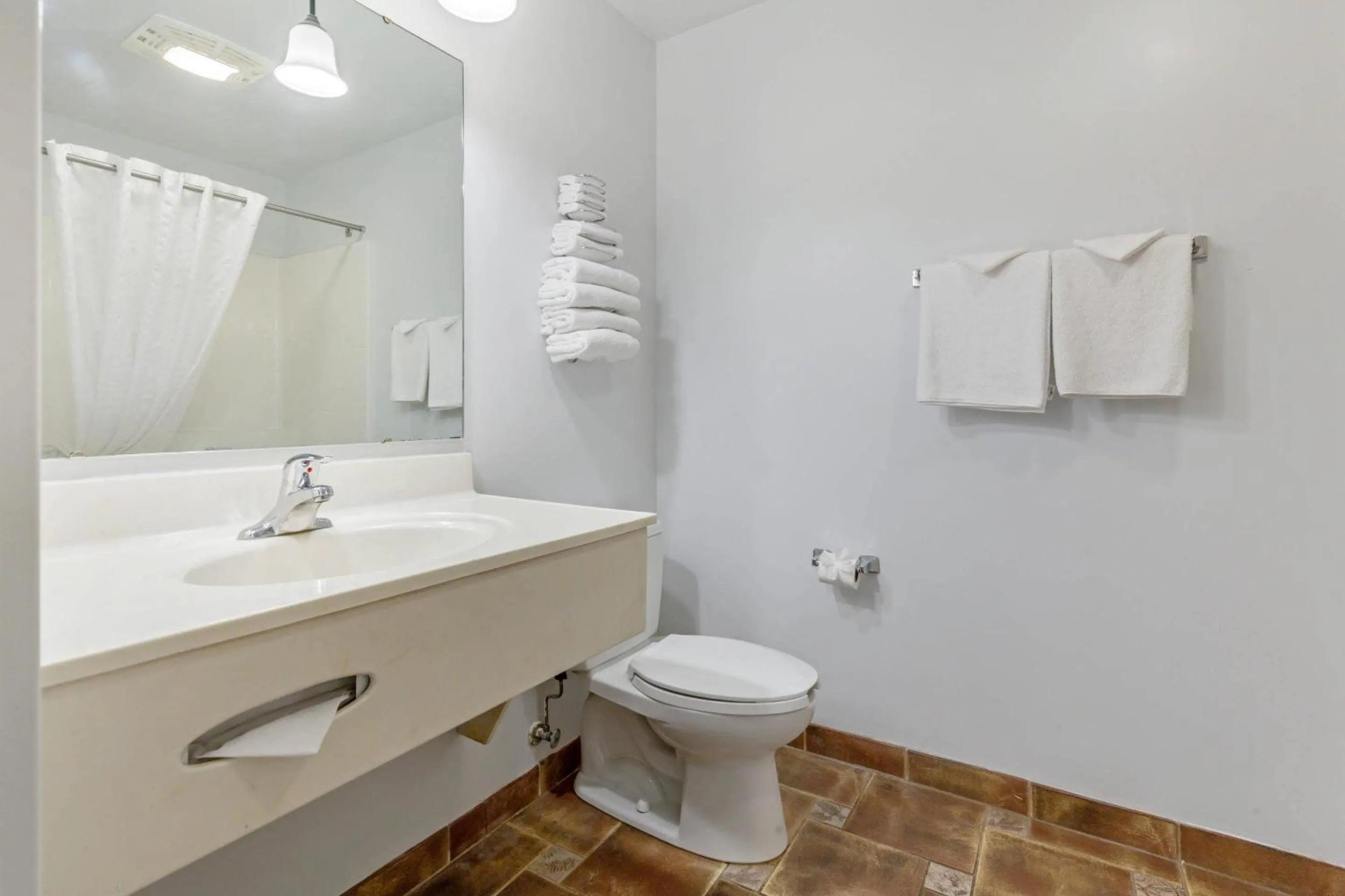 Bedroom in Atlantis Family Waterpark Hotel, an Ascend Collection Hotel