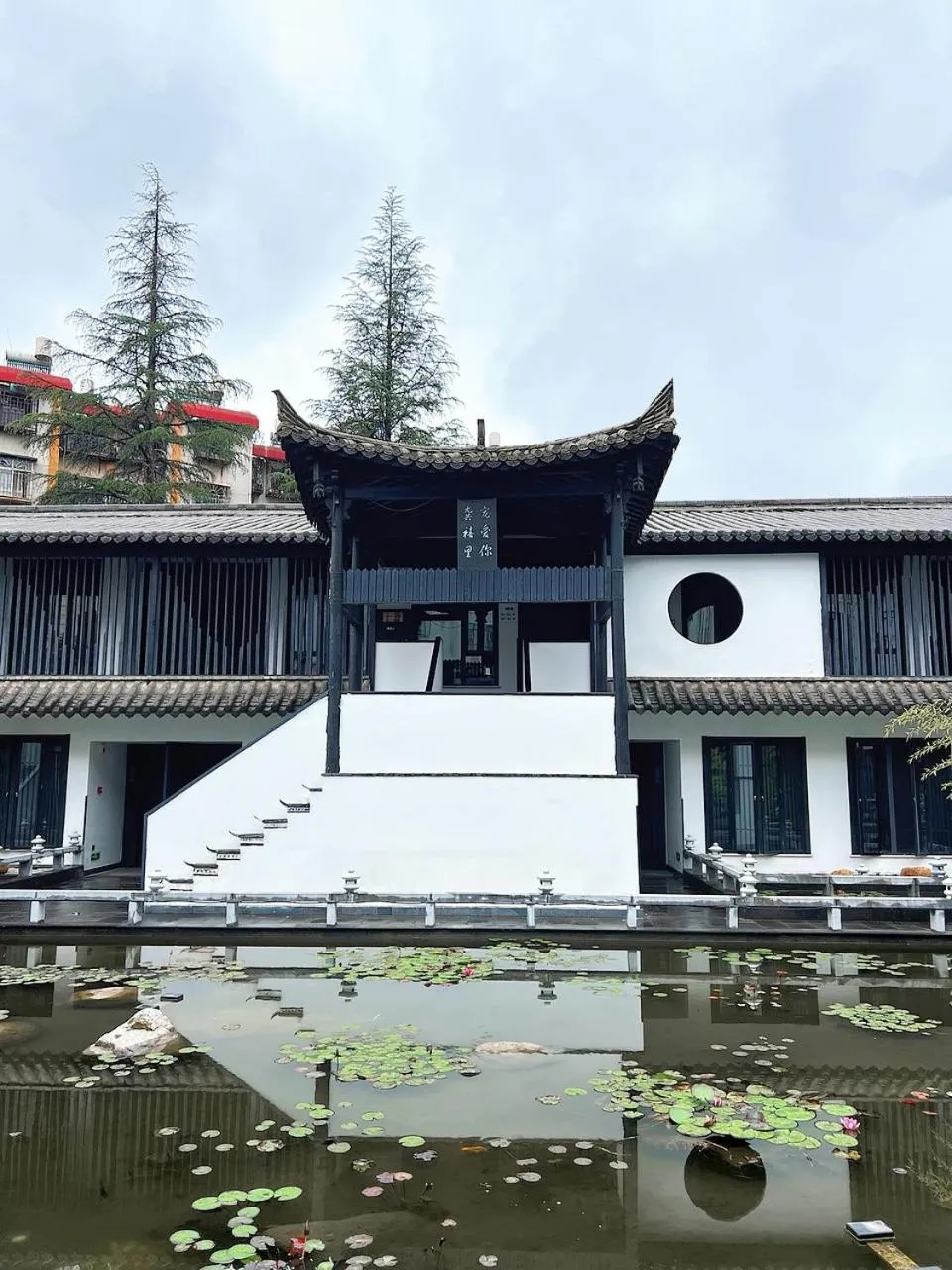 Property building in Gongxili-Xijian Hotel - Kunming Dongfeng East Road Dashuying Metro Station