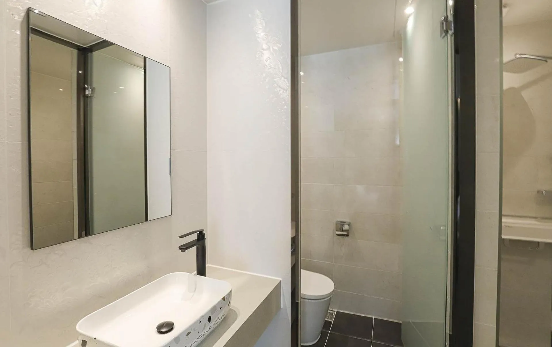 Shower in Hotel Grand Bay Boryeong