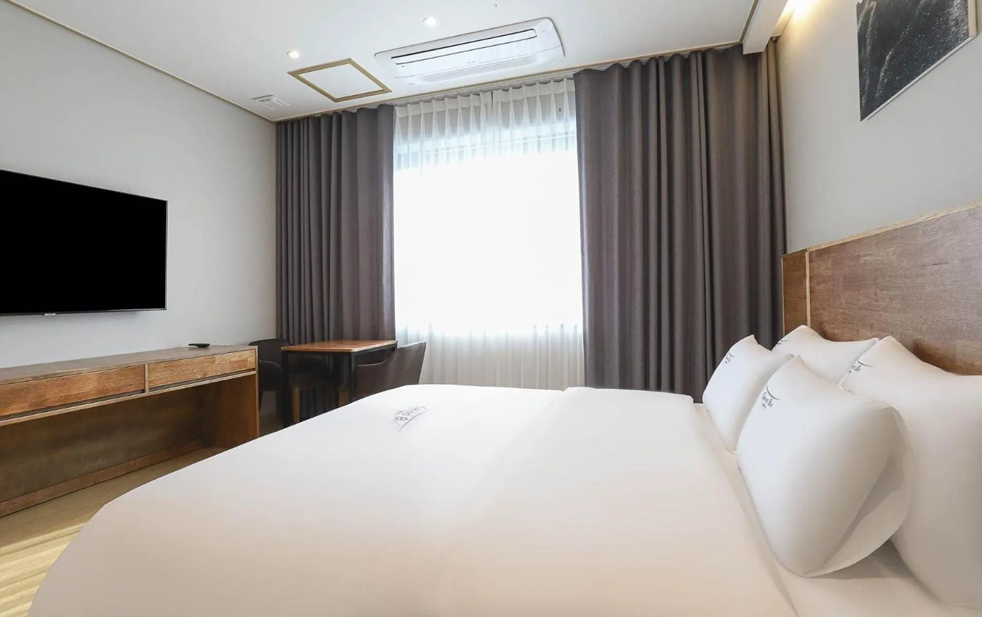 Bed in Hotel Grand Bay Boryeong