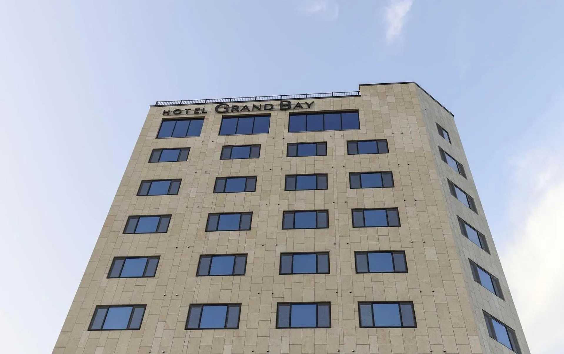 Property building in Hotel Grand Bay Boryeong