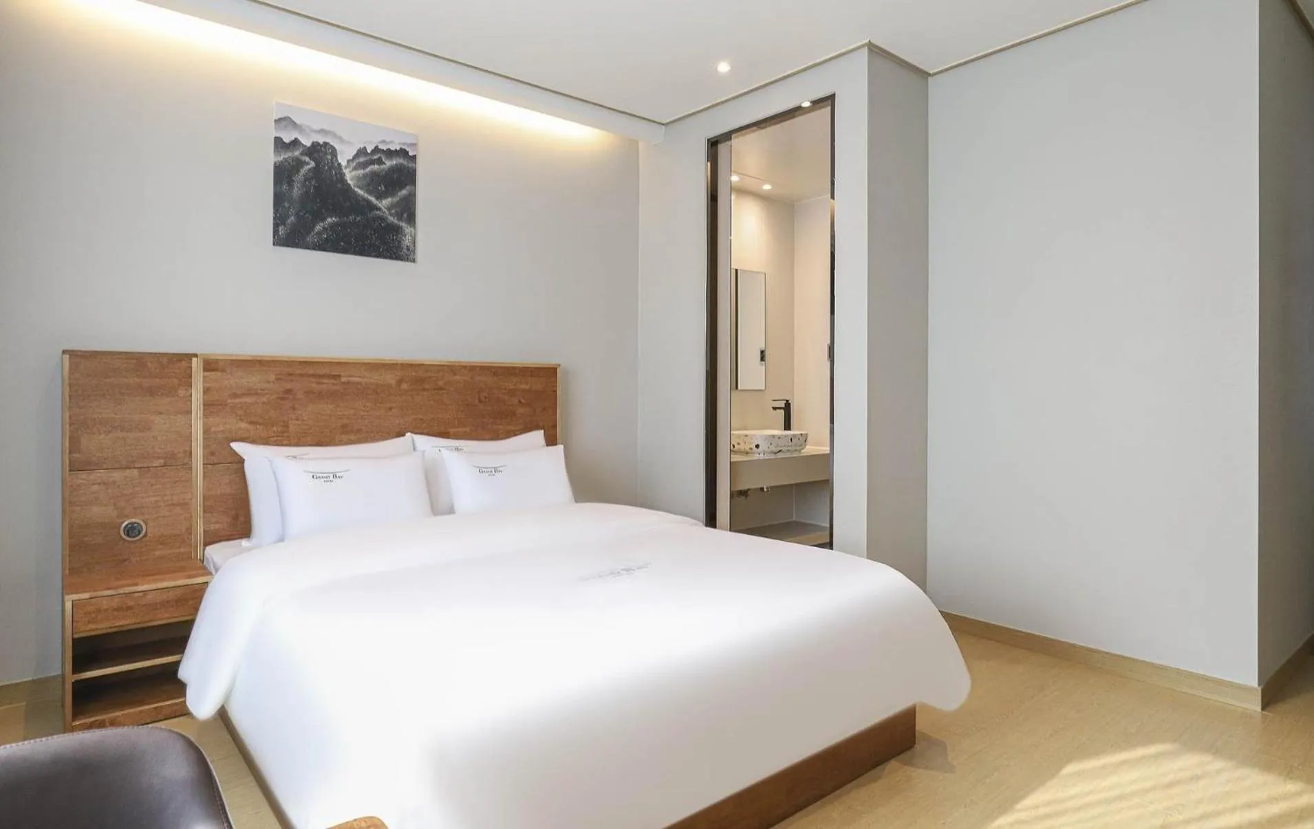 Bed in Hotel Grand Bay Boryeong