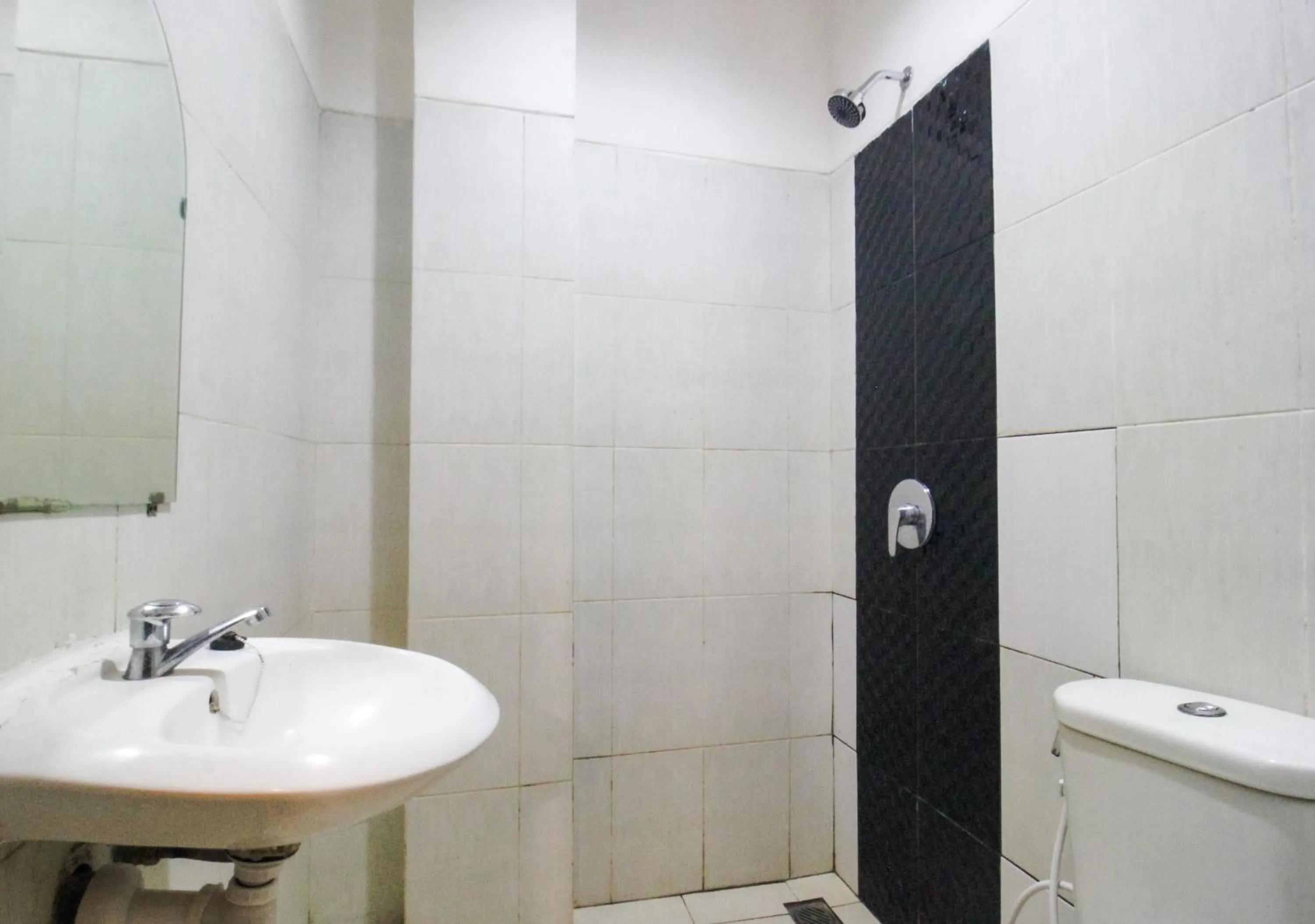 Shower in Bwalk Hotel Malang