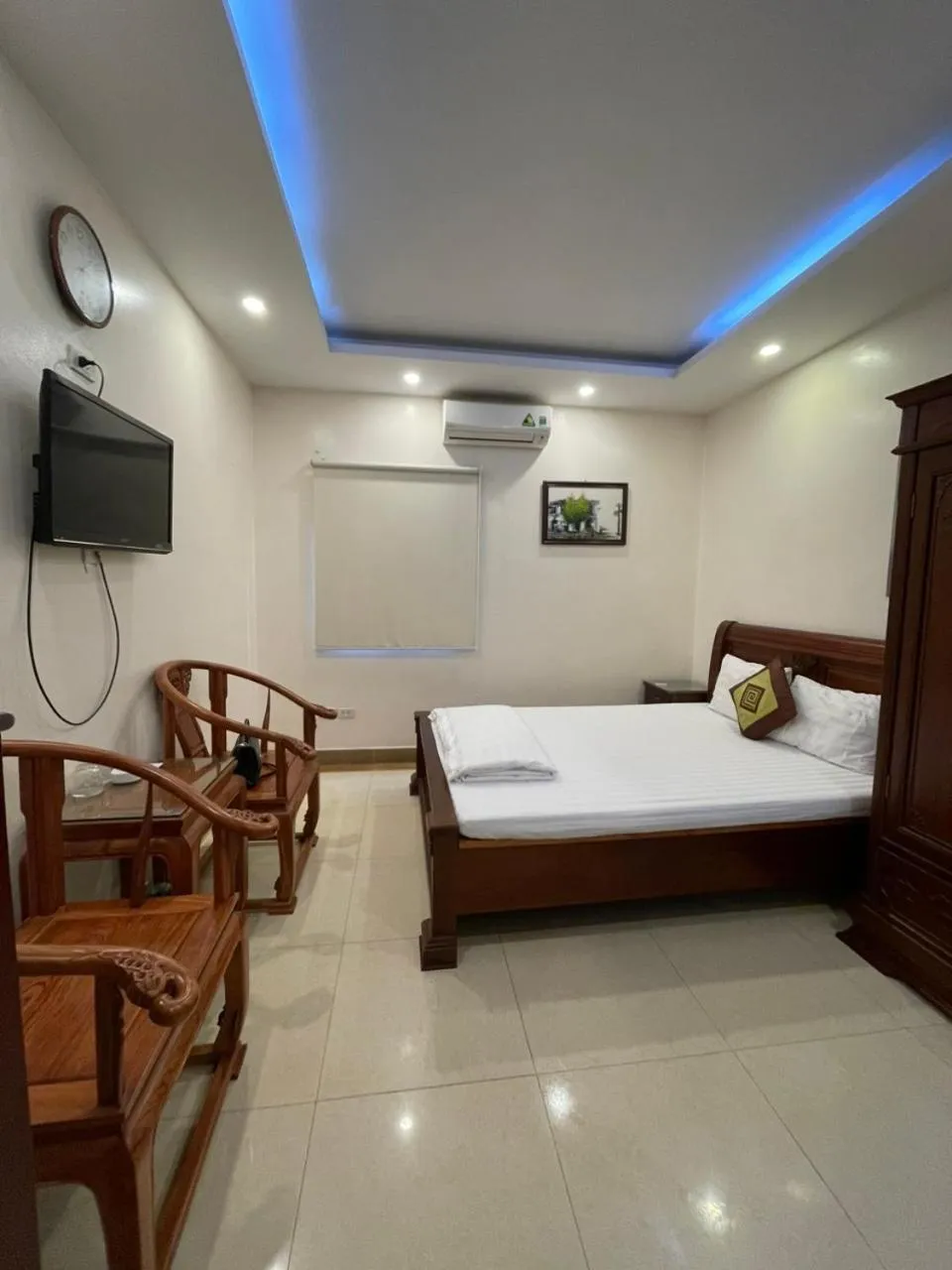 Bedroom, Bed in Phúc Quý -149B Lê Duẩn HN - by BAY LUXURY