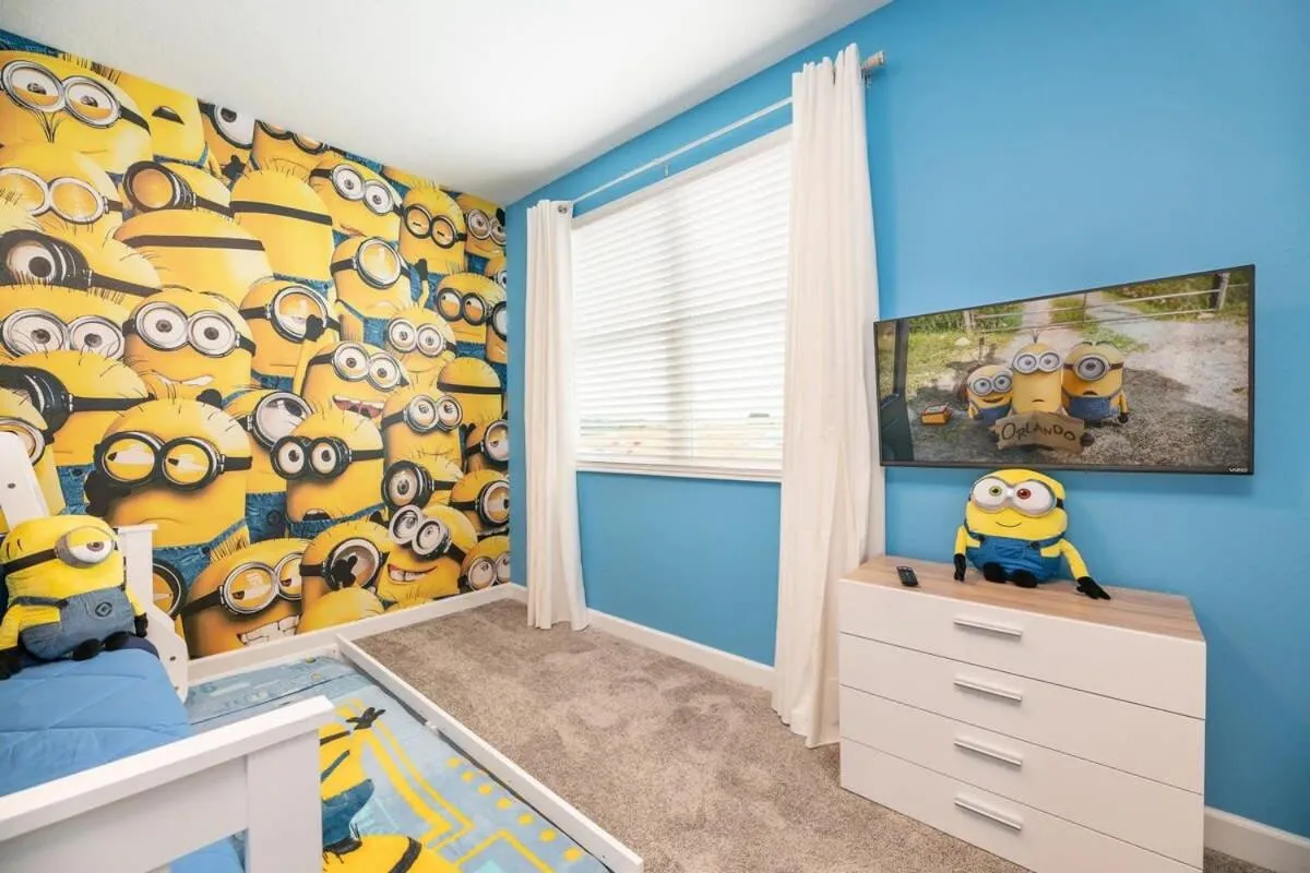 Bed in Themed Home 5BR - Private Pool, Prime Location