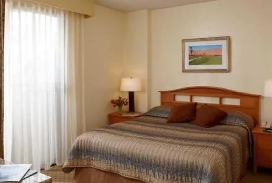 Bed in GetAways at Vista Mirage Resort