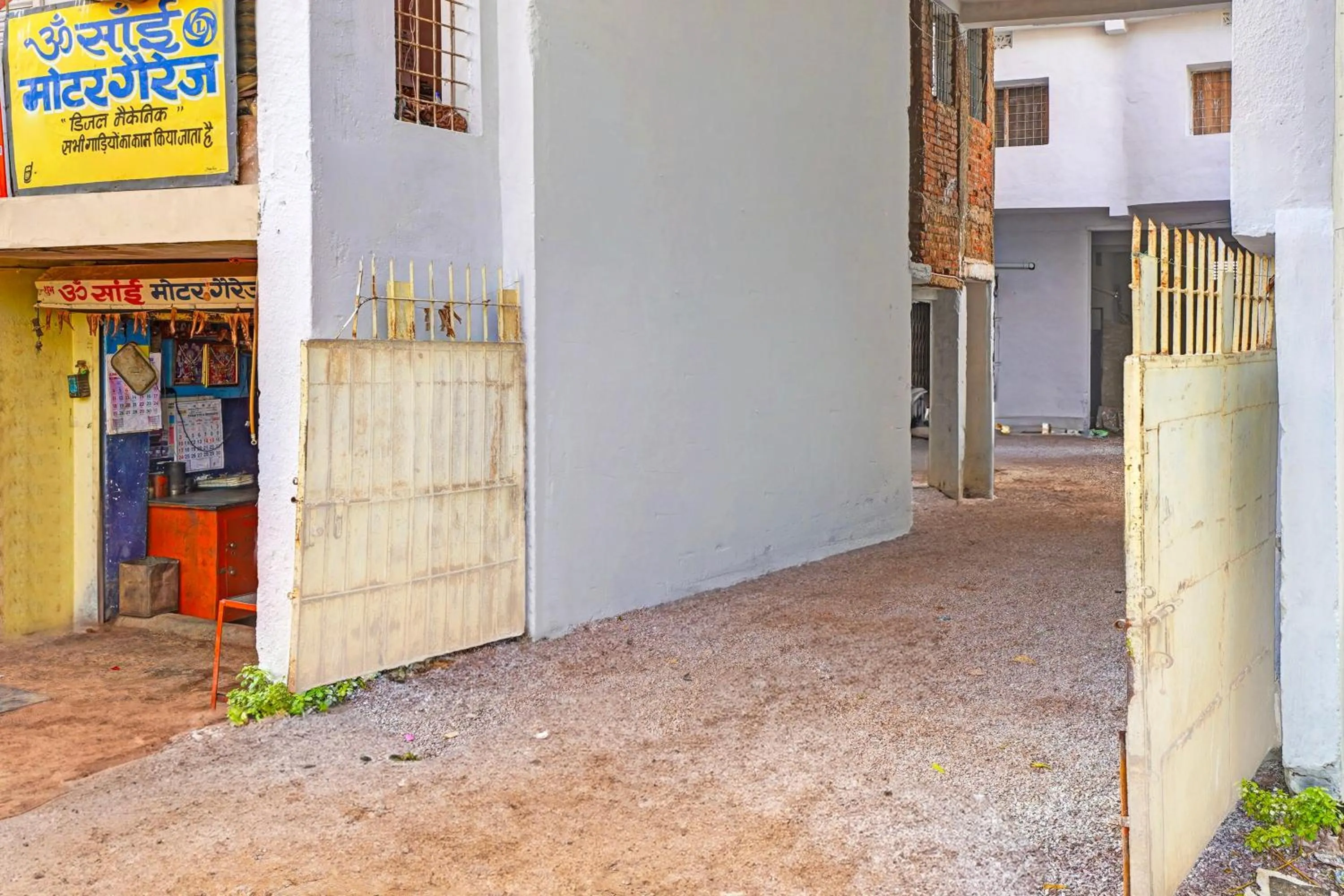 Facade/entrance in Hotel O Dream Star