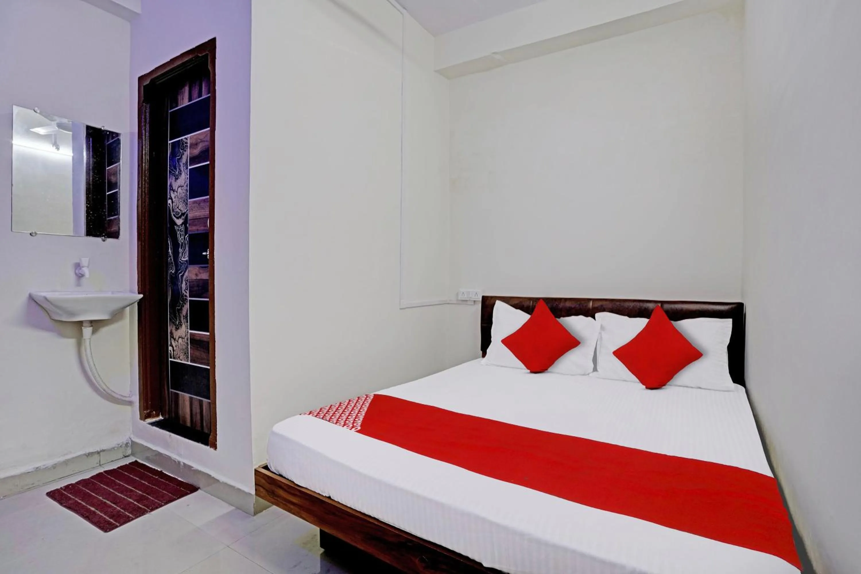 Bedroom, Bed in Hotel O Day2Day