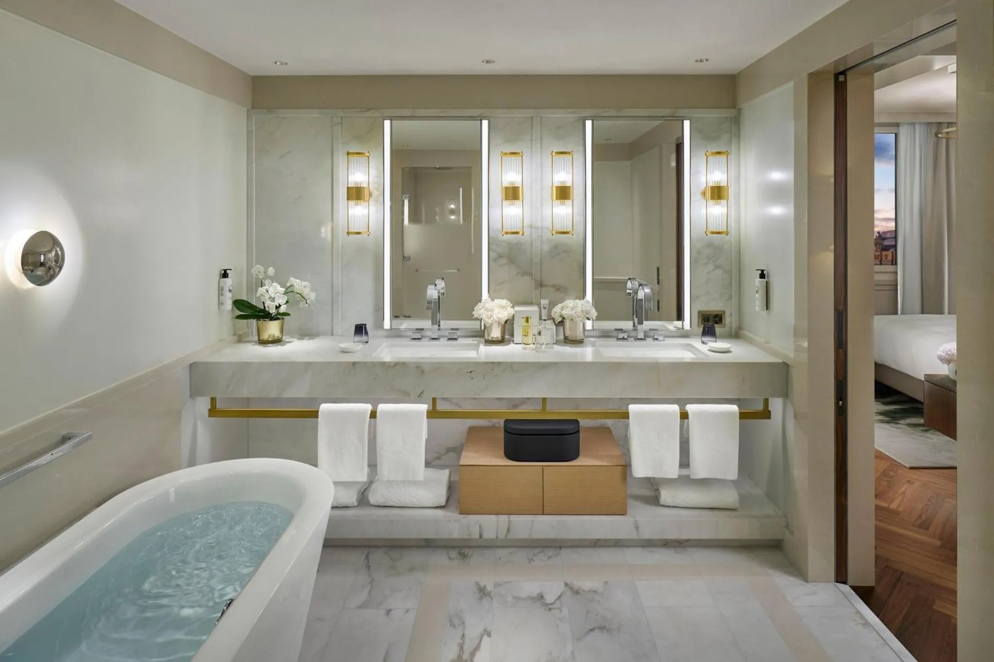 Property building in Mandarin Oriental Savoy, Zurich