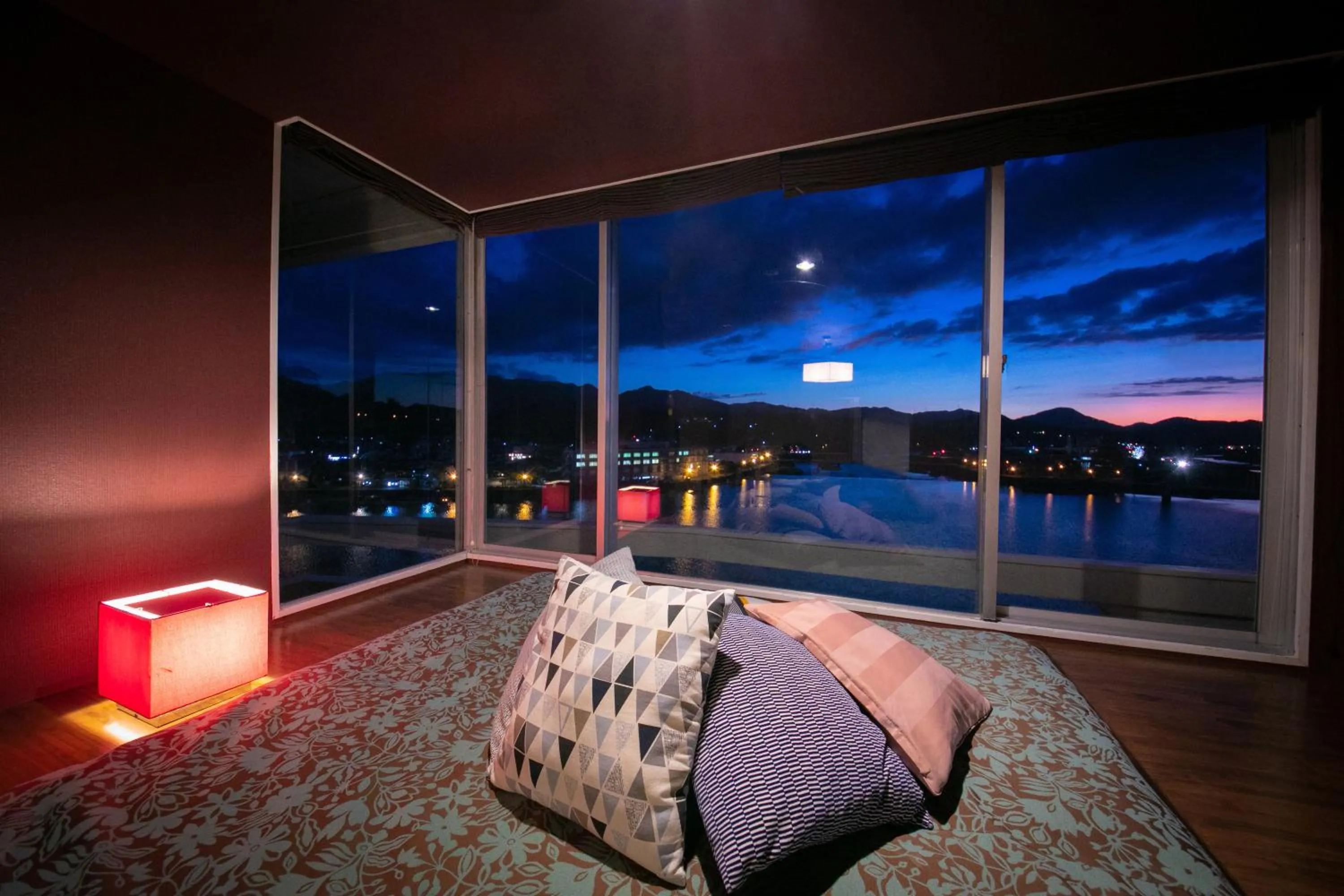 Bed in caffel Hina-no-sato