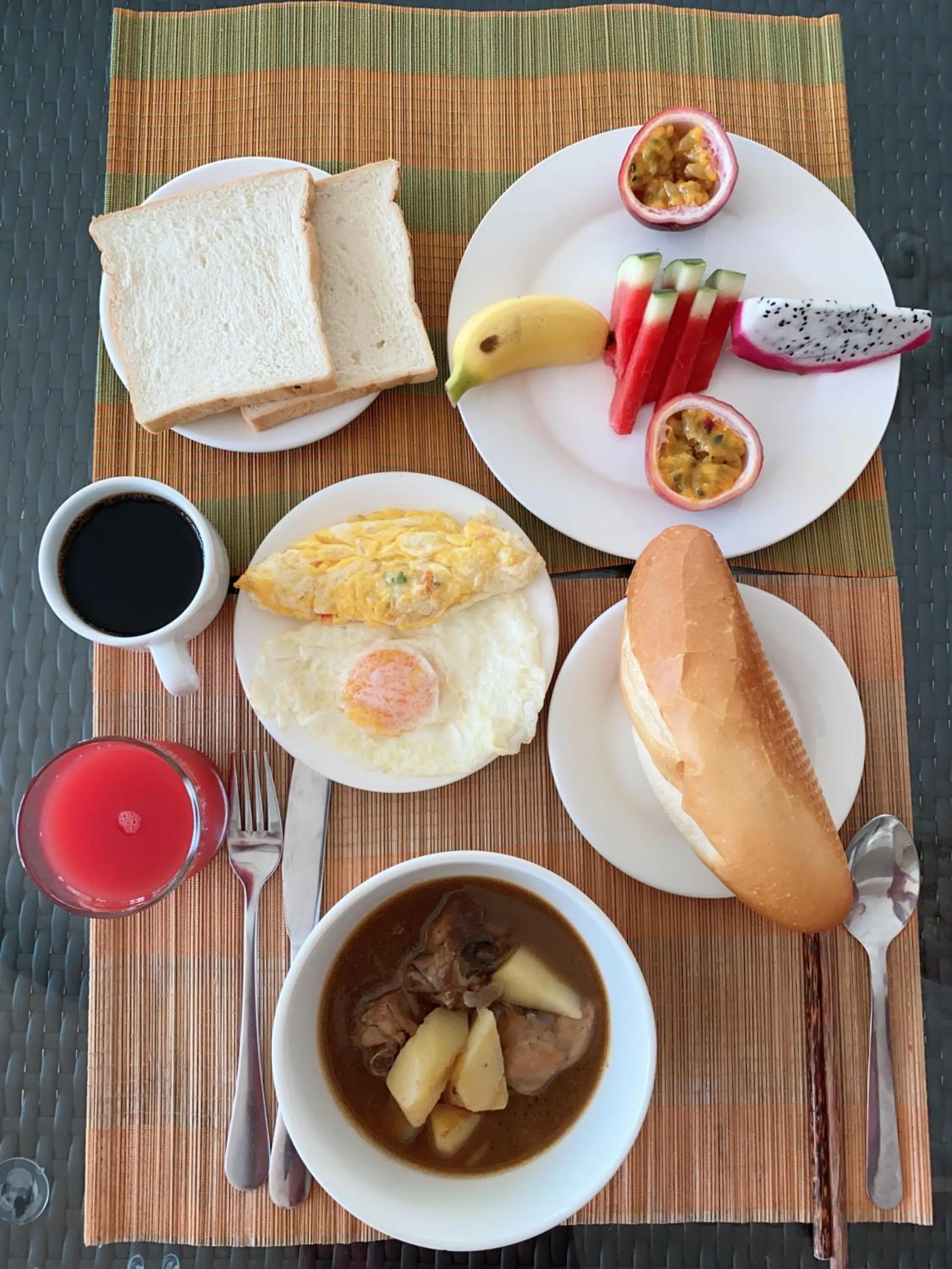 Breakfast in Hong Bin Bungalow