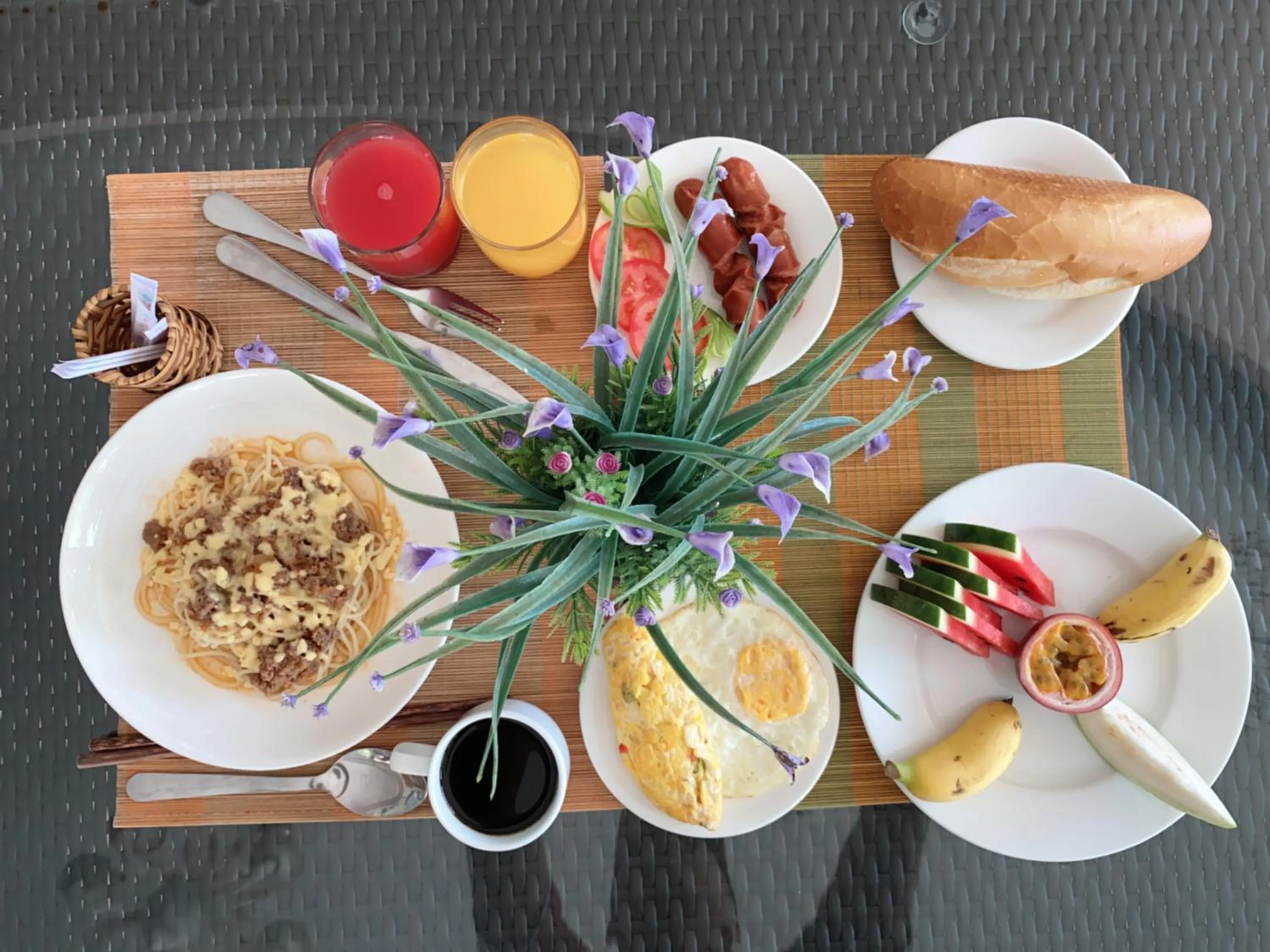 Breakfast in Hong Bin Bungalow