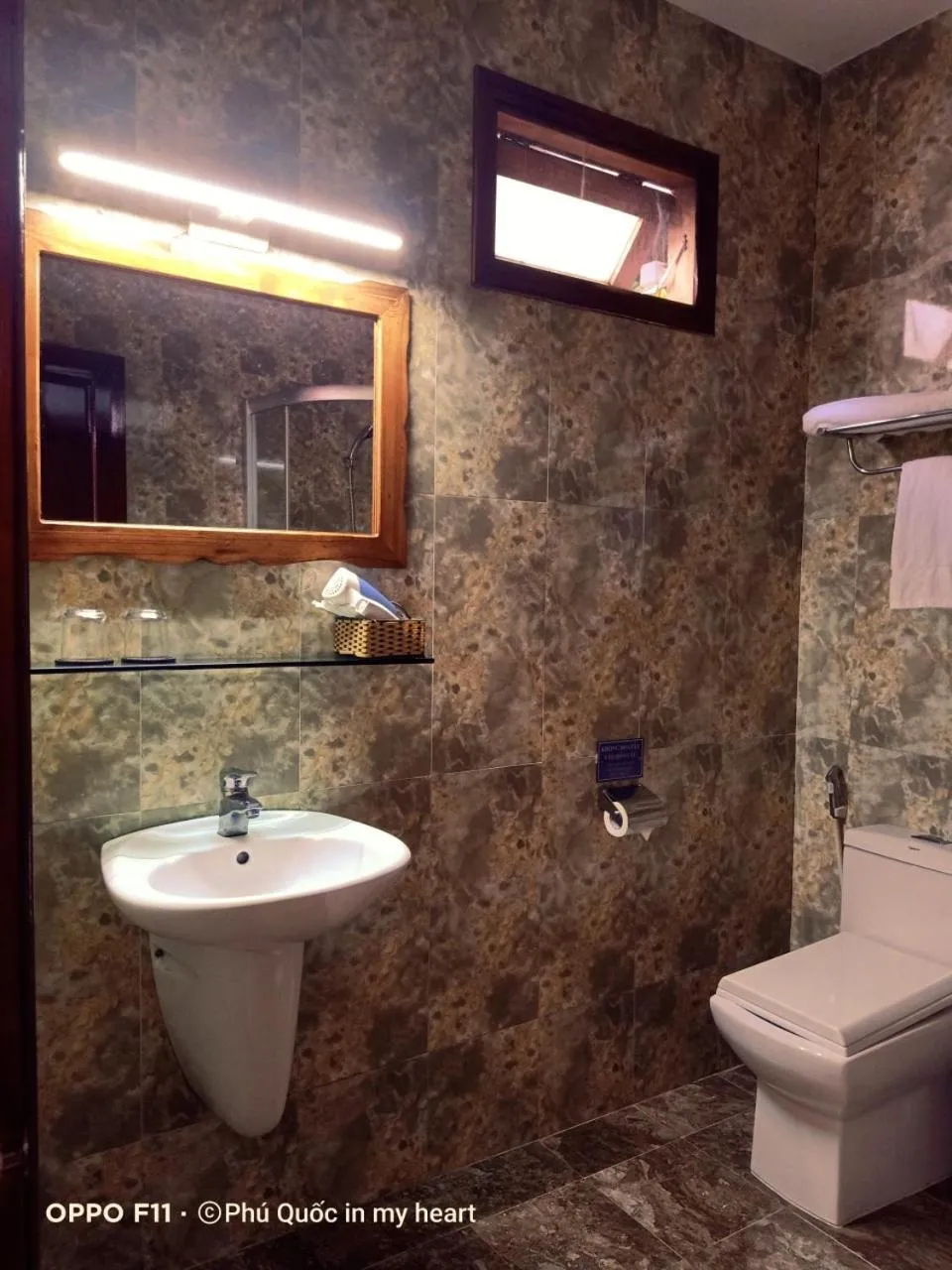 Toilet in Hong Bin Bungalow